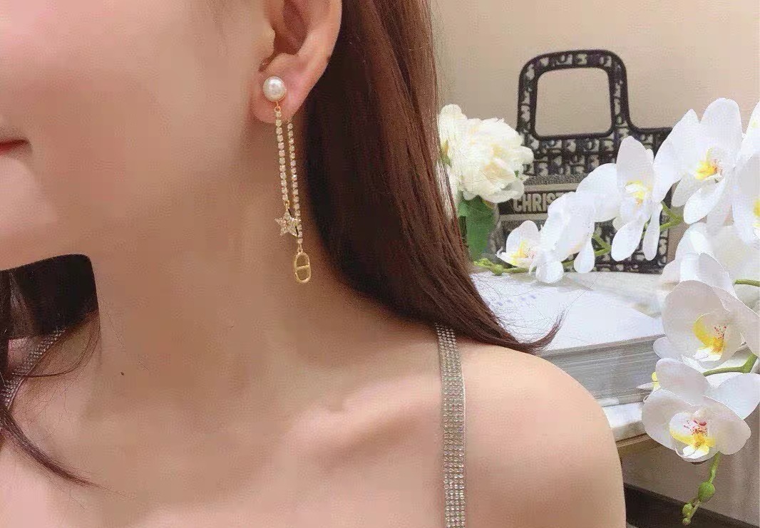 dior tribales pearl star cd chain earrings