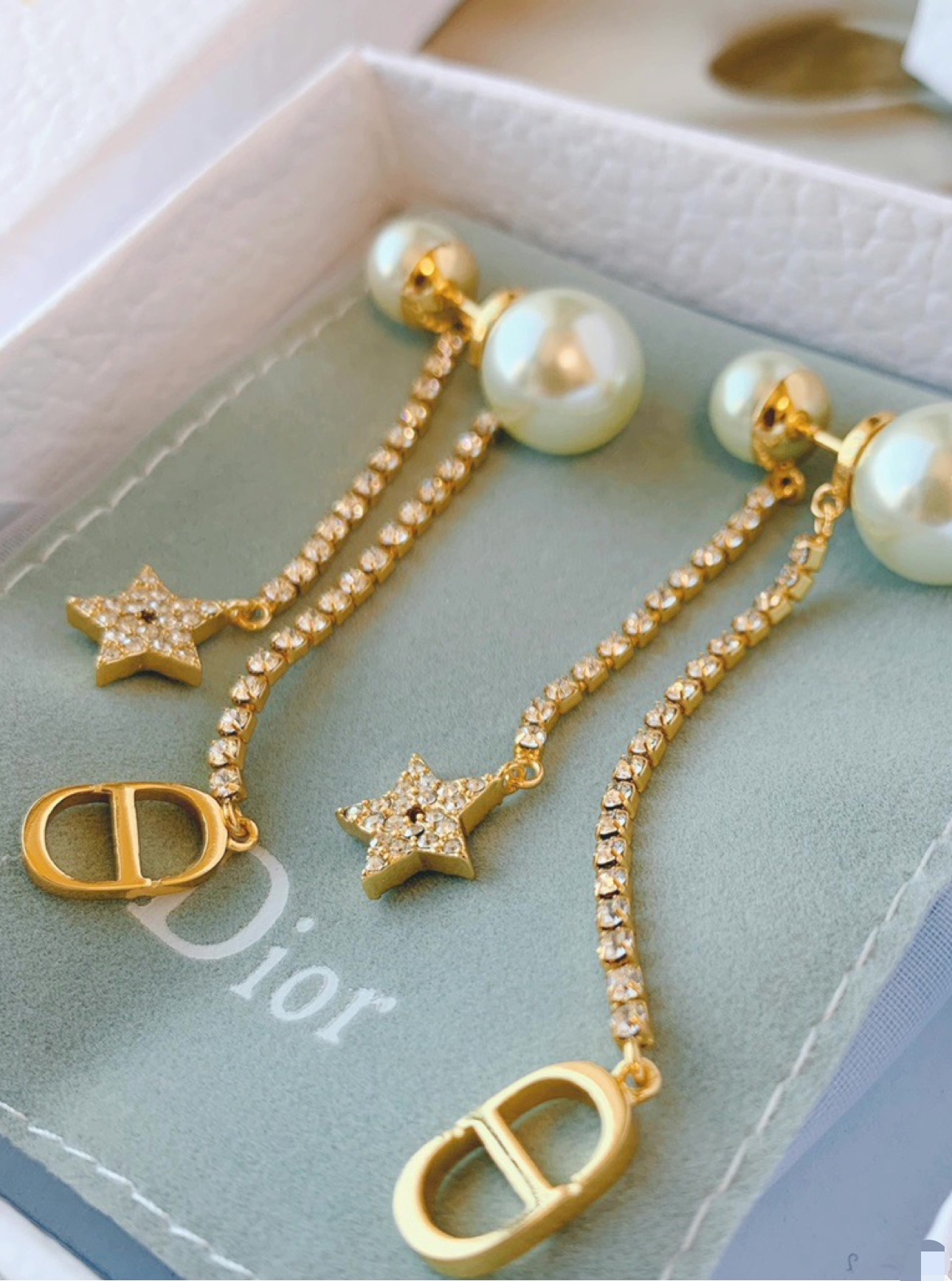 dior tribales pearl star cd chain earrings
