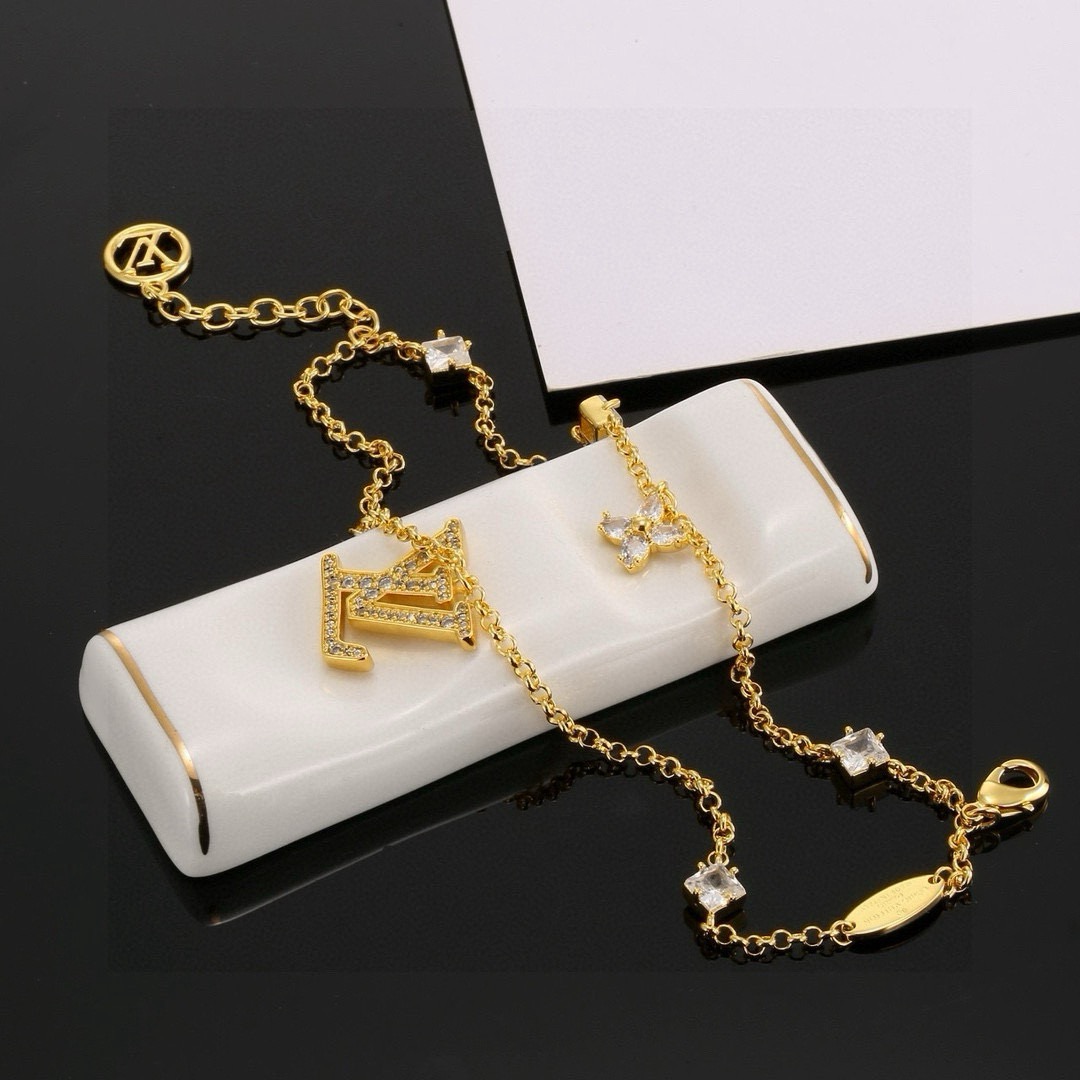 louis vuitton lv iconic necklace bracelet set