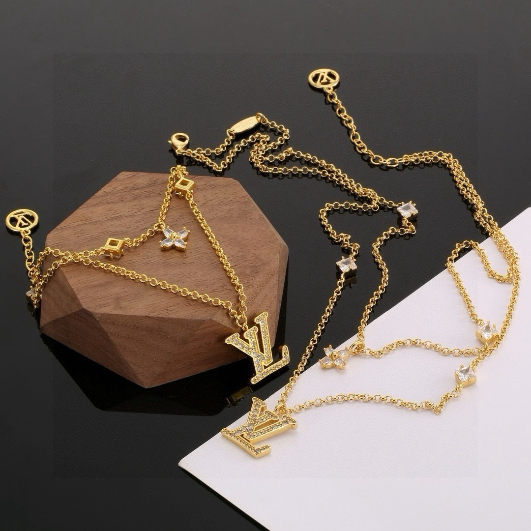 louis vuitton lv iconic necklace bracelet set