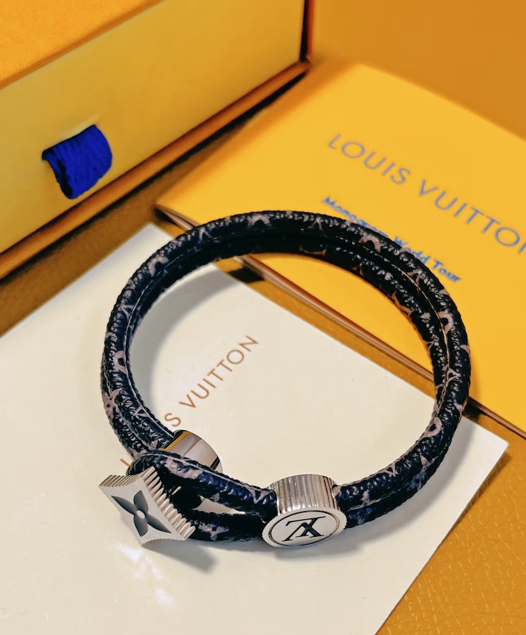 louis vuitton lv circle reversible bracelet
