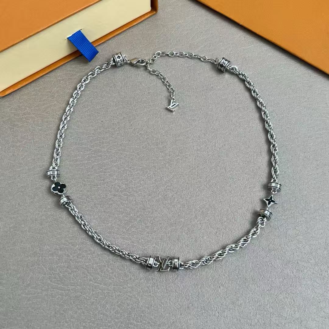 louis vuitton lv twig necklace bracelet set