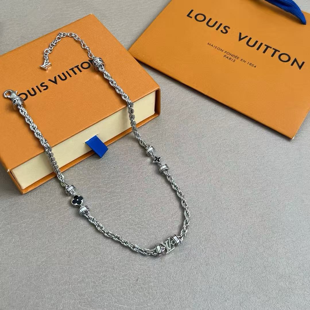 louis vuitton lv twig necklace bracelet set
