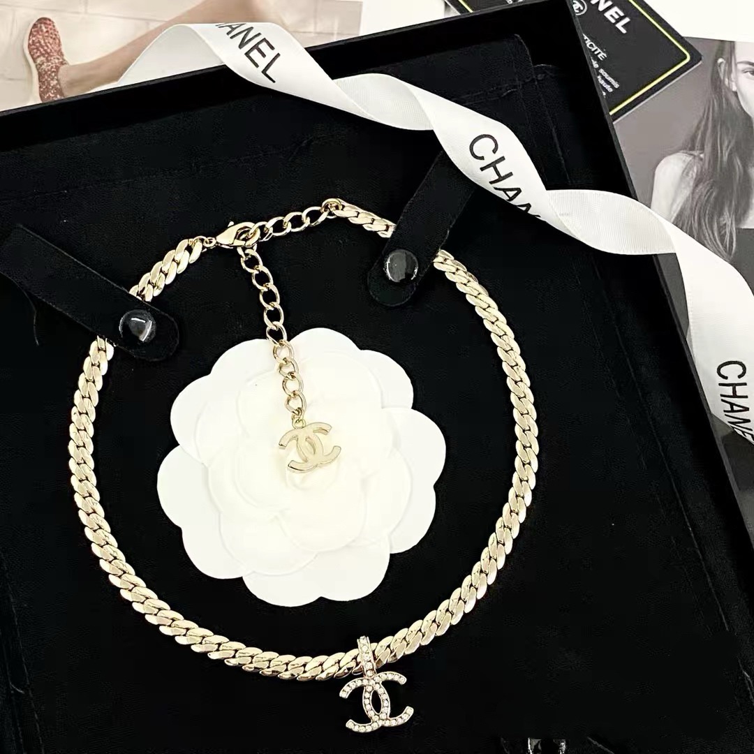 chanel gold braided chain cc pendant necklace