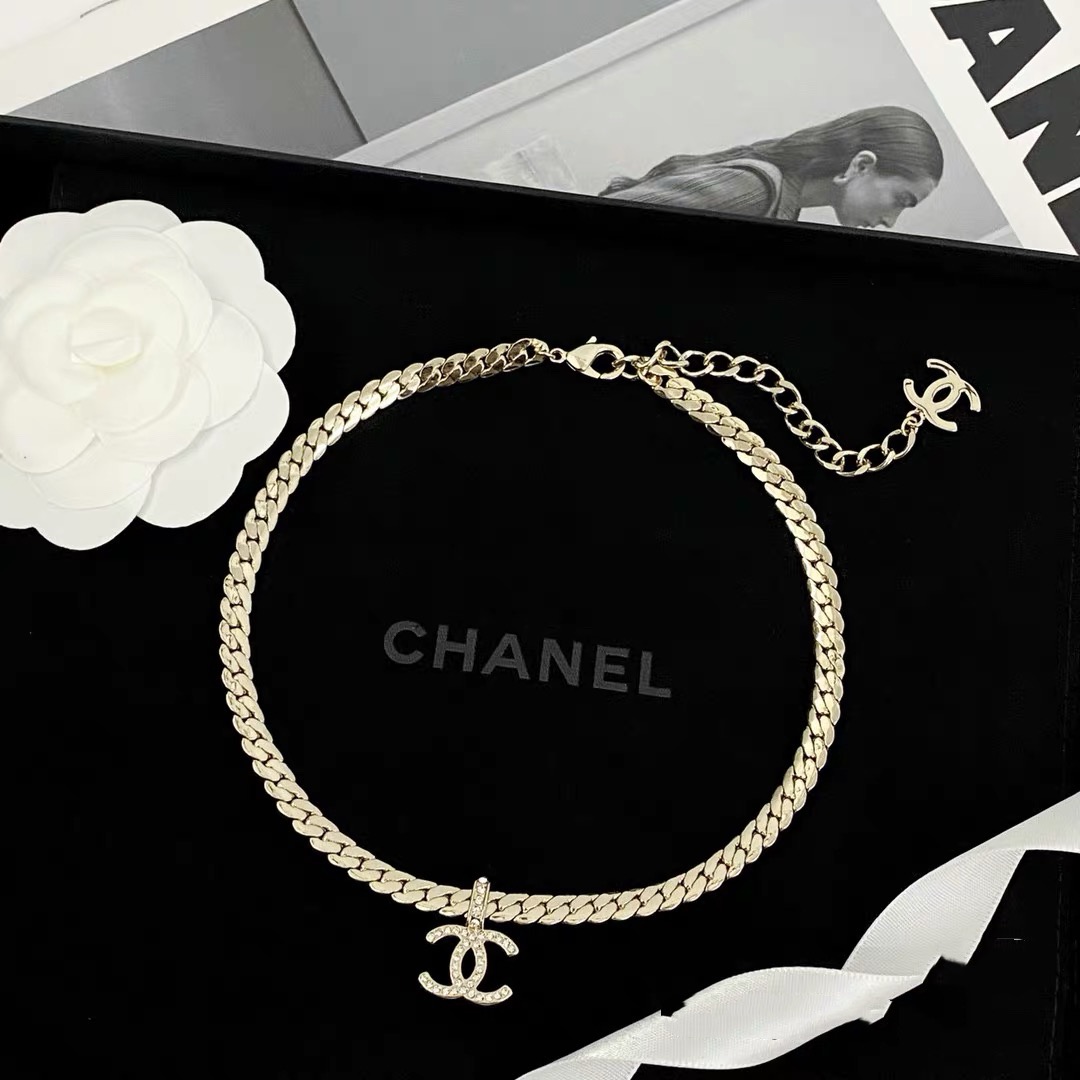 chanel gold braided chain cc pendant necklace