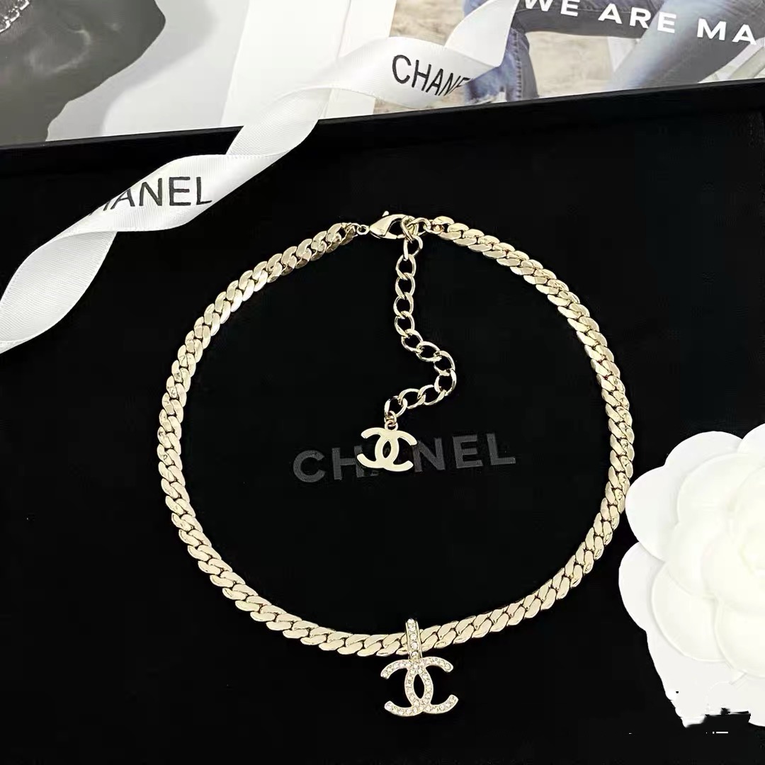 chanel gold braided chain cc pendant necklace