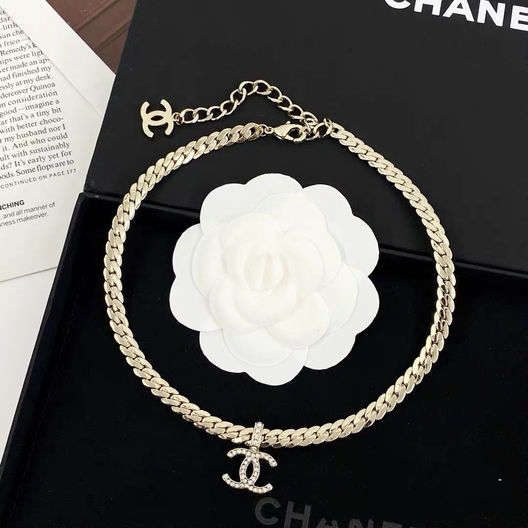chanel gold braided chain cc pendant necklace