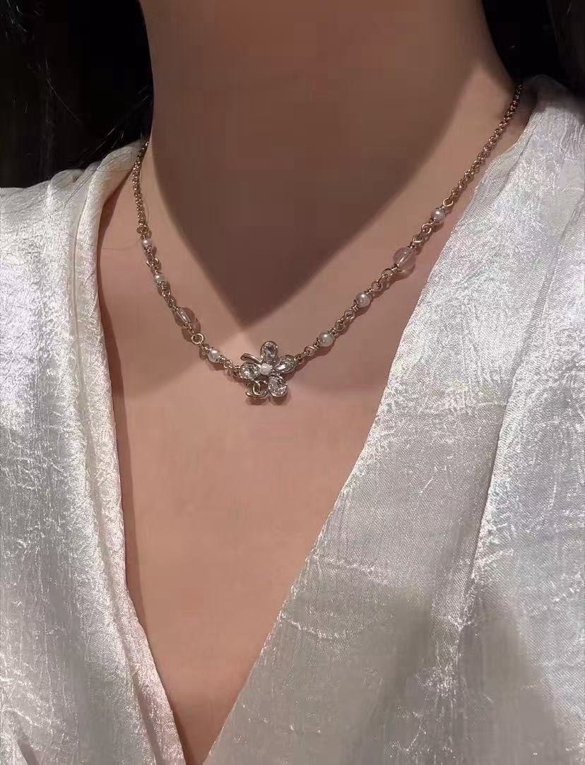 chanel crystal butterfly pearl chain necklace