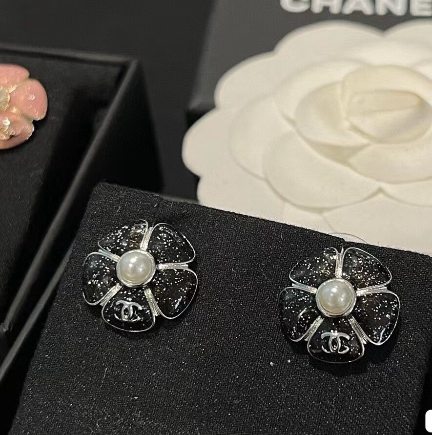 chanel black camellia pearl stud earrings