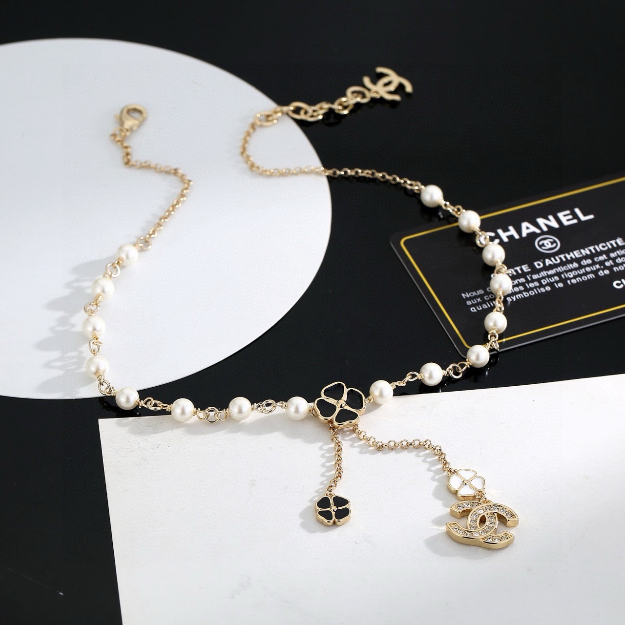 chanel pearl cc charm lariat necklace