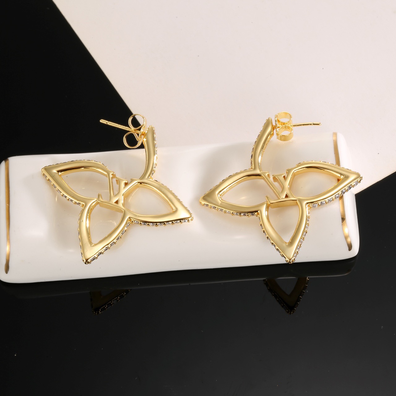 louis vuitton openwork monogram flower earrings