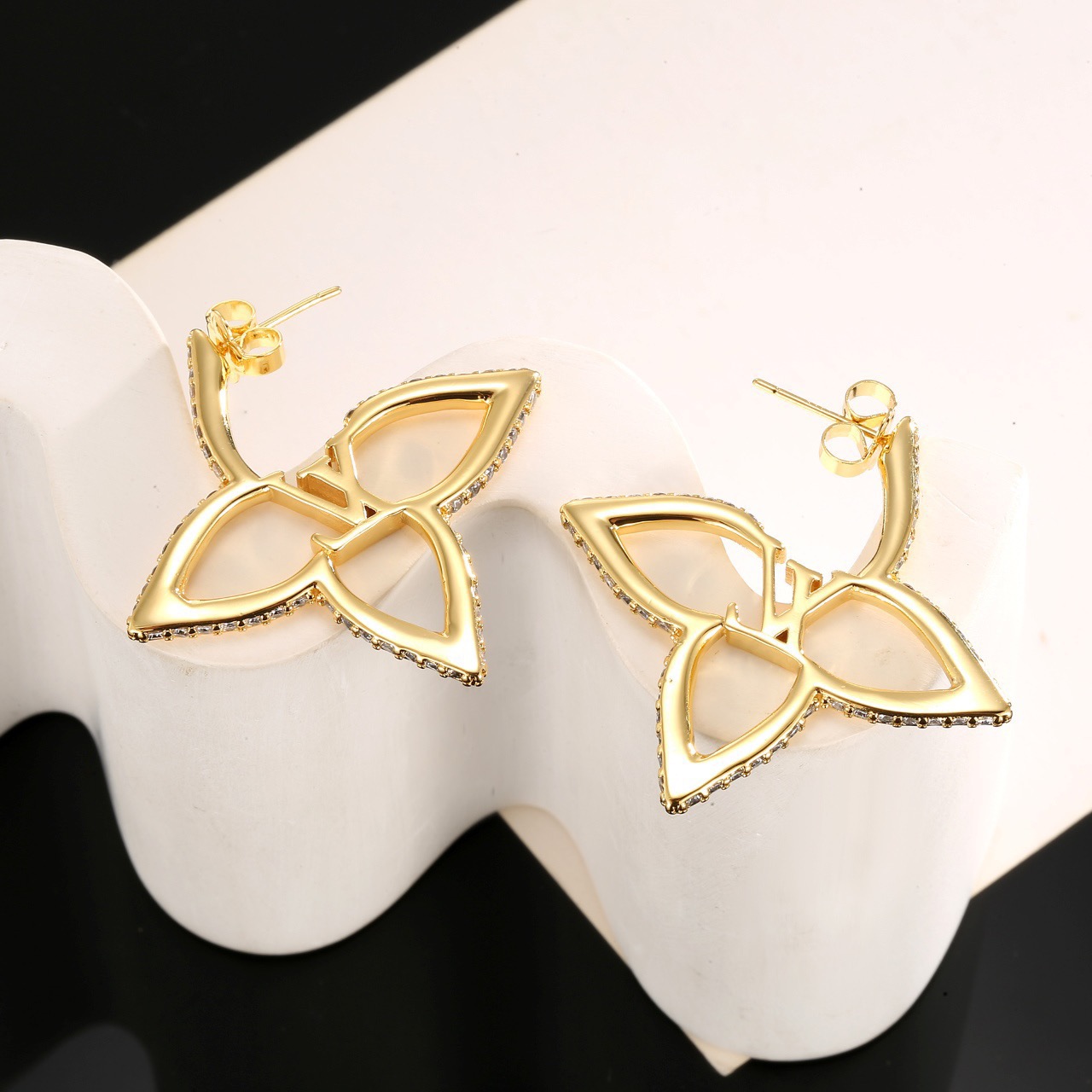 louis vuitton openwork monogram flower earrings