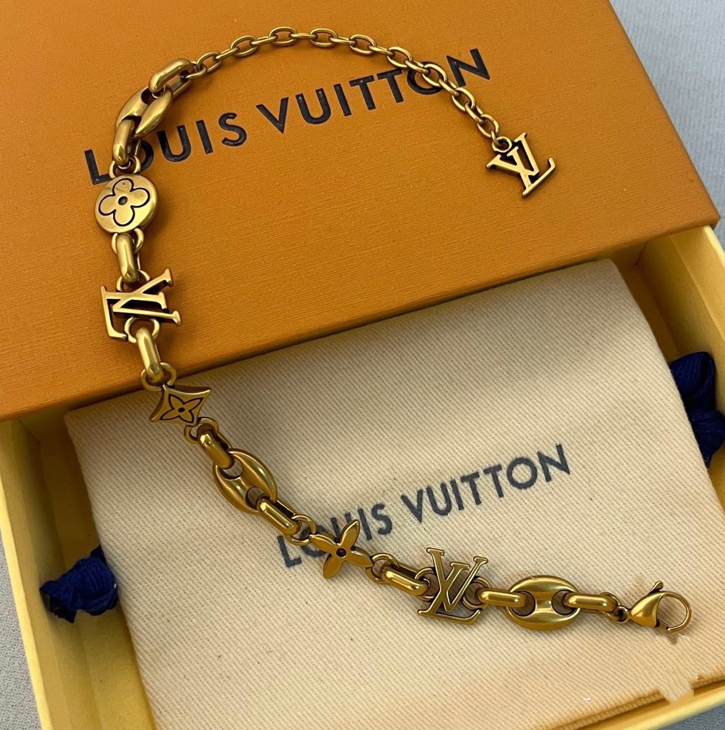 louis vuitton gold letter link bracelet