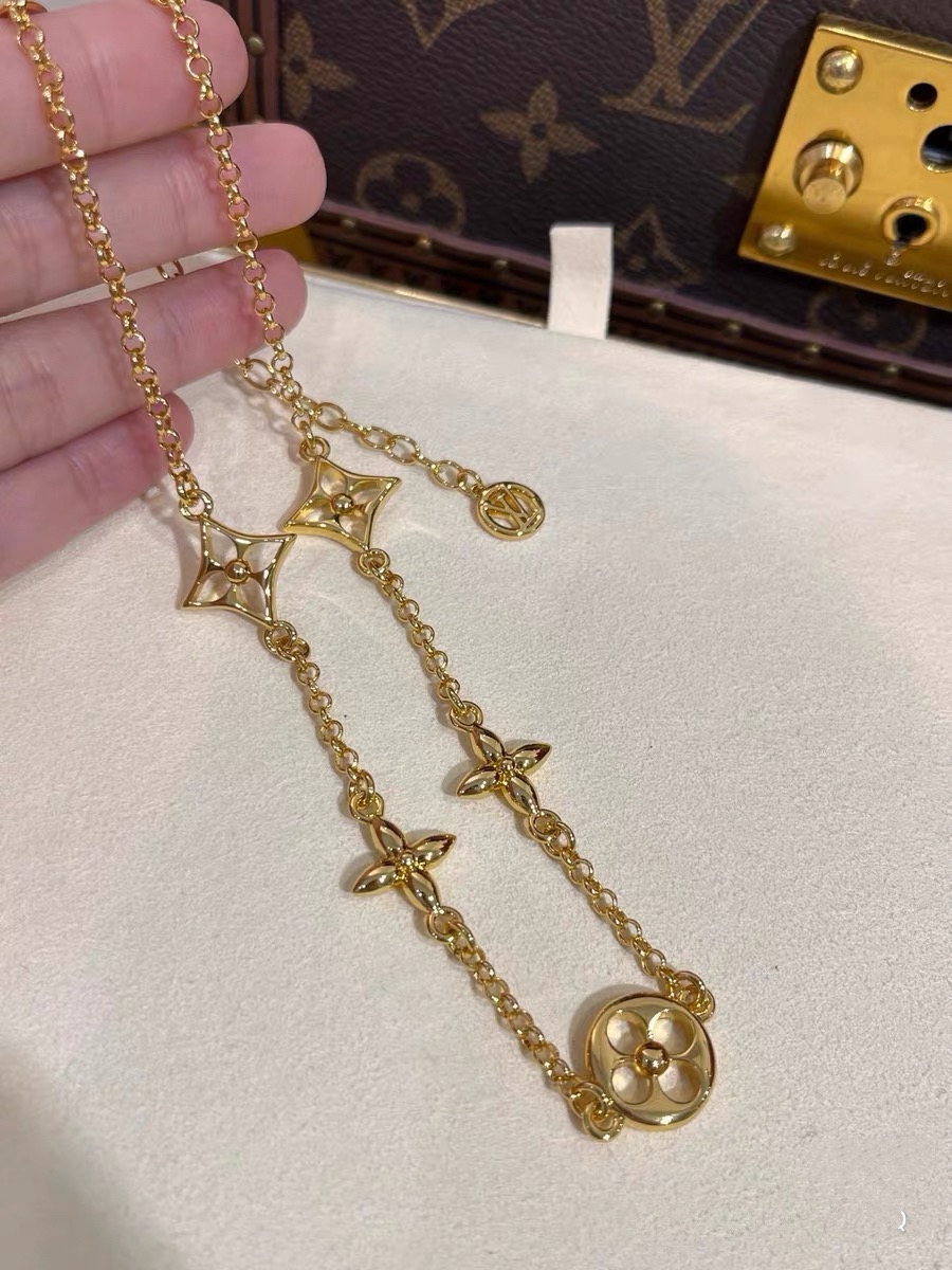 louis vuitton blooming supple necklace