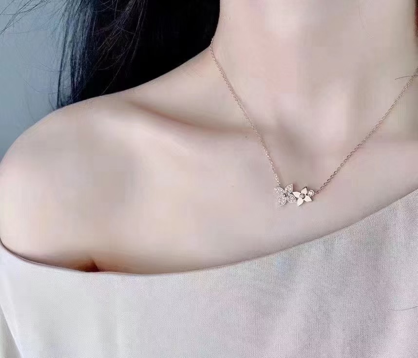 louis vuitton idylle blossom necklace