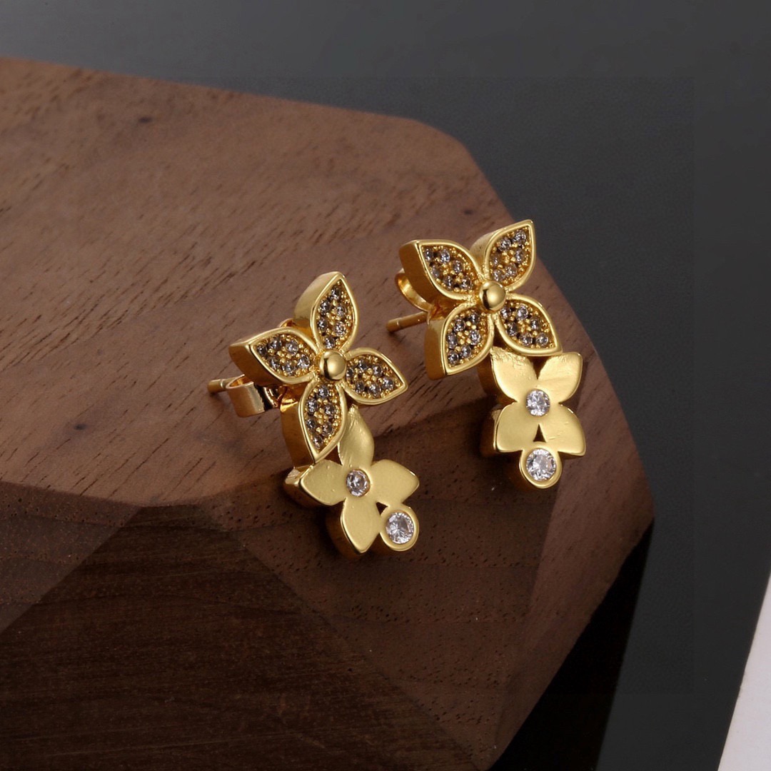louis vuitton gold monogram flower drop earrings