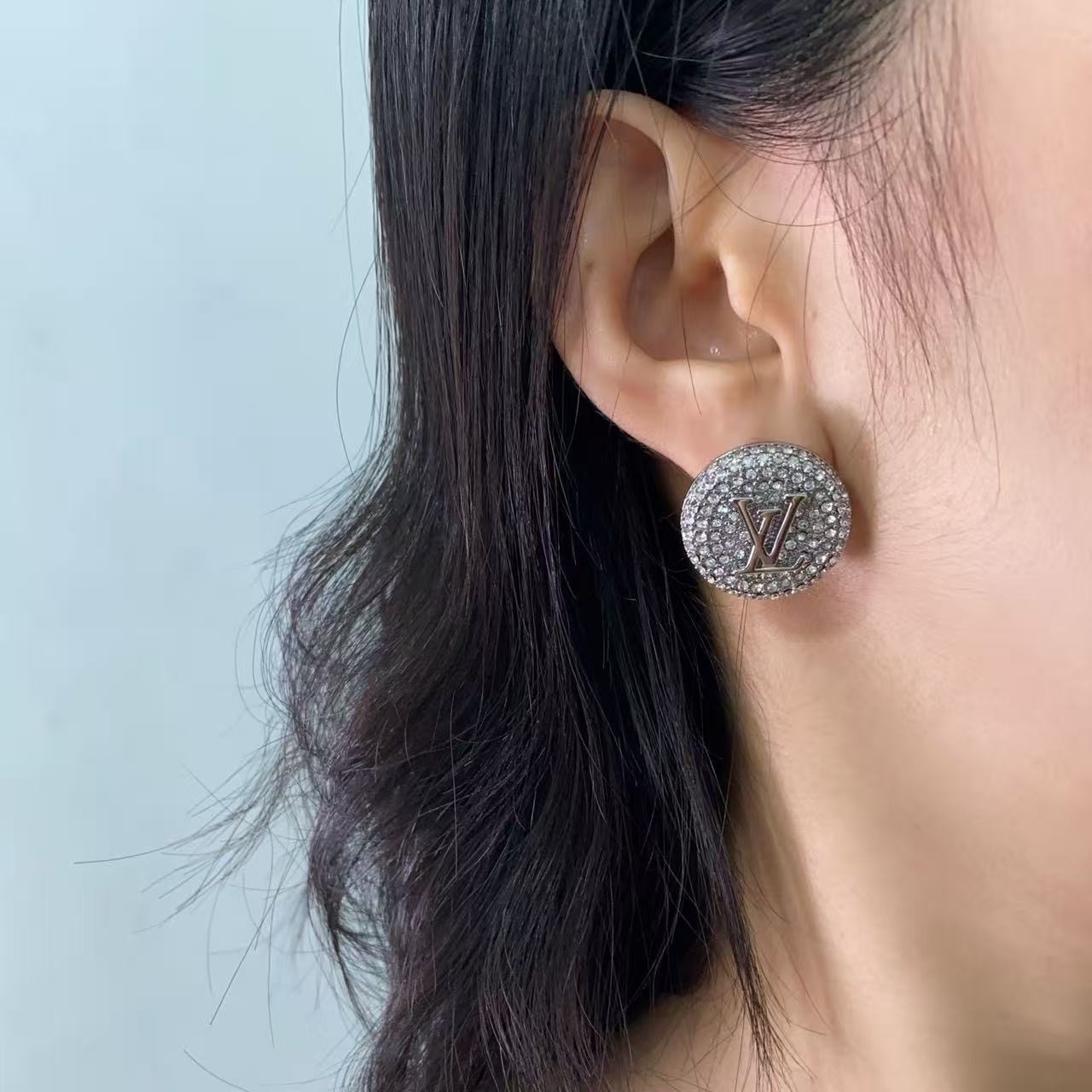 louis vuitton round pave lv stud earrings