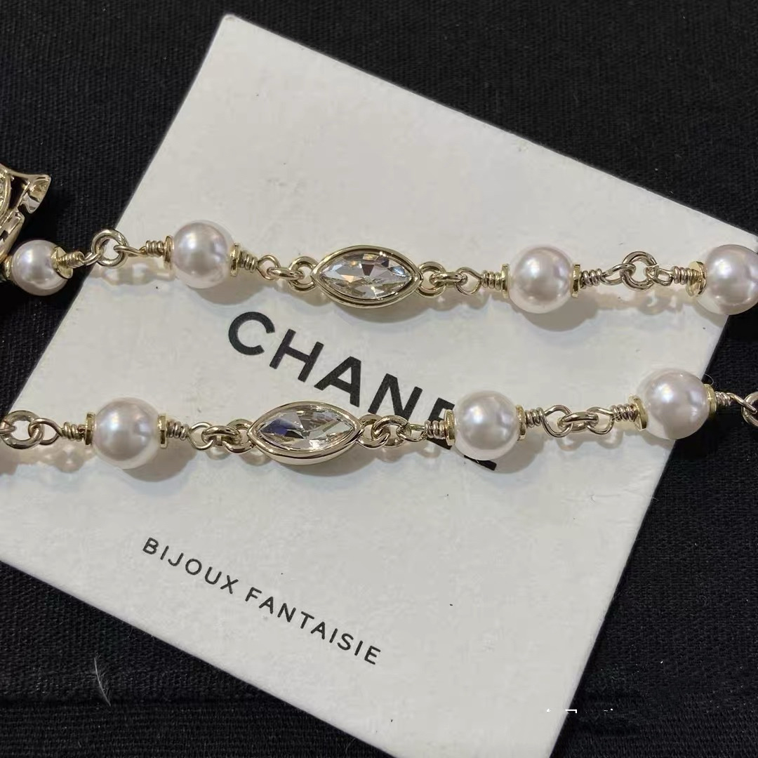 chanel pearl crystal butterfly letter necklace
