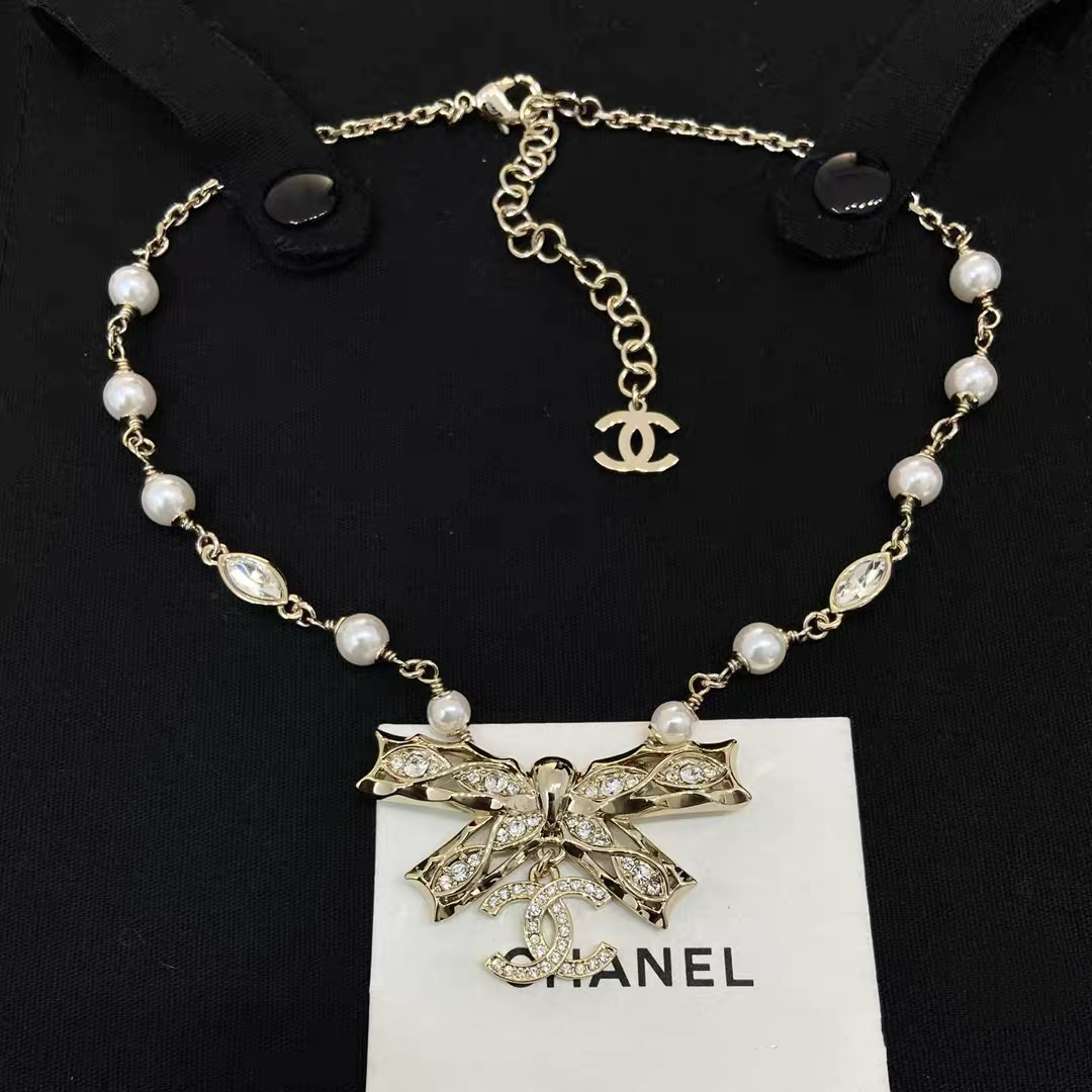 chanel pearl crystal butterfly letter necklace
