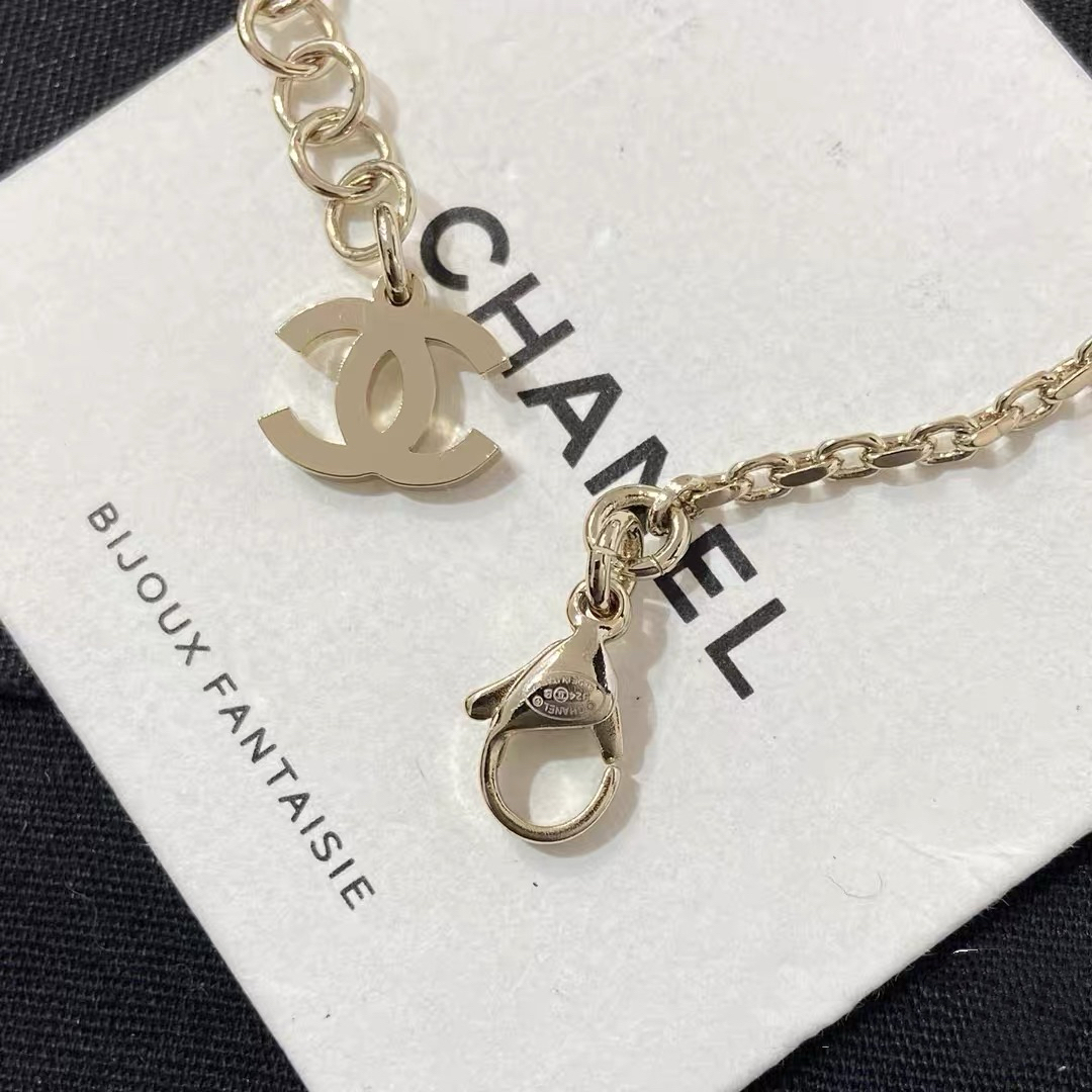 chanel pearl crystal butterfly letter necklace