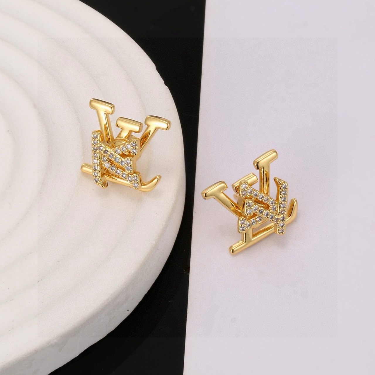 louis vuitton gold lv stud earrings