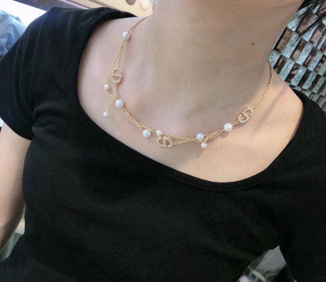 dior jadior pearl charm gold chain necklace