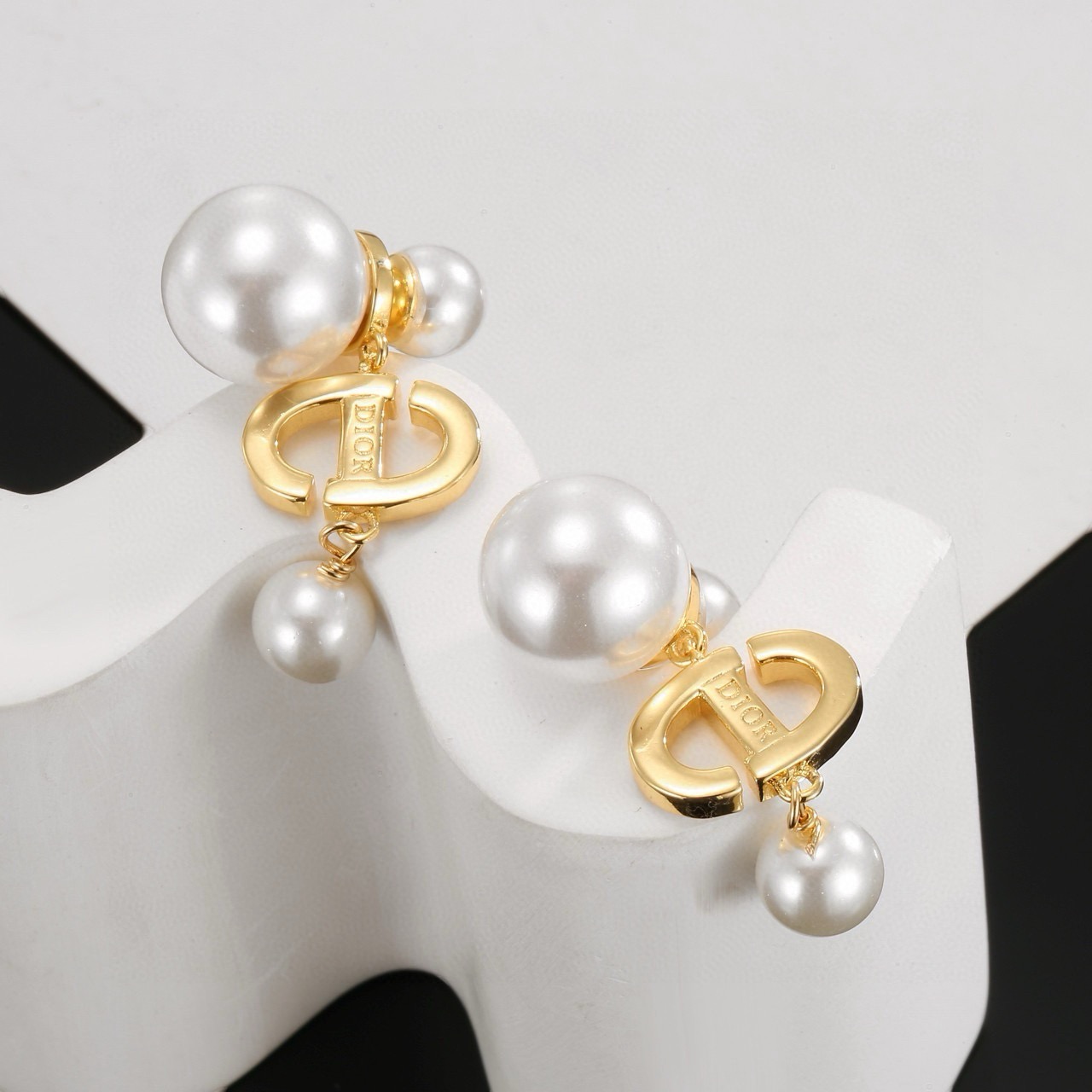 dior tribales pearl letter logo drop earrings