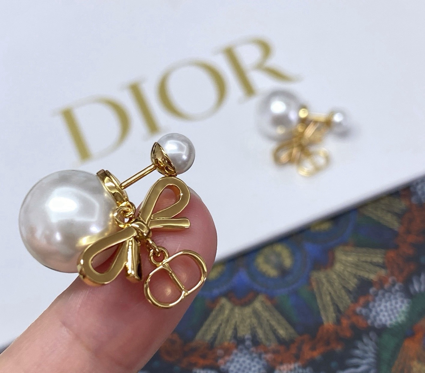dior tribales bow pearl crystal earrings