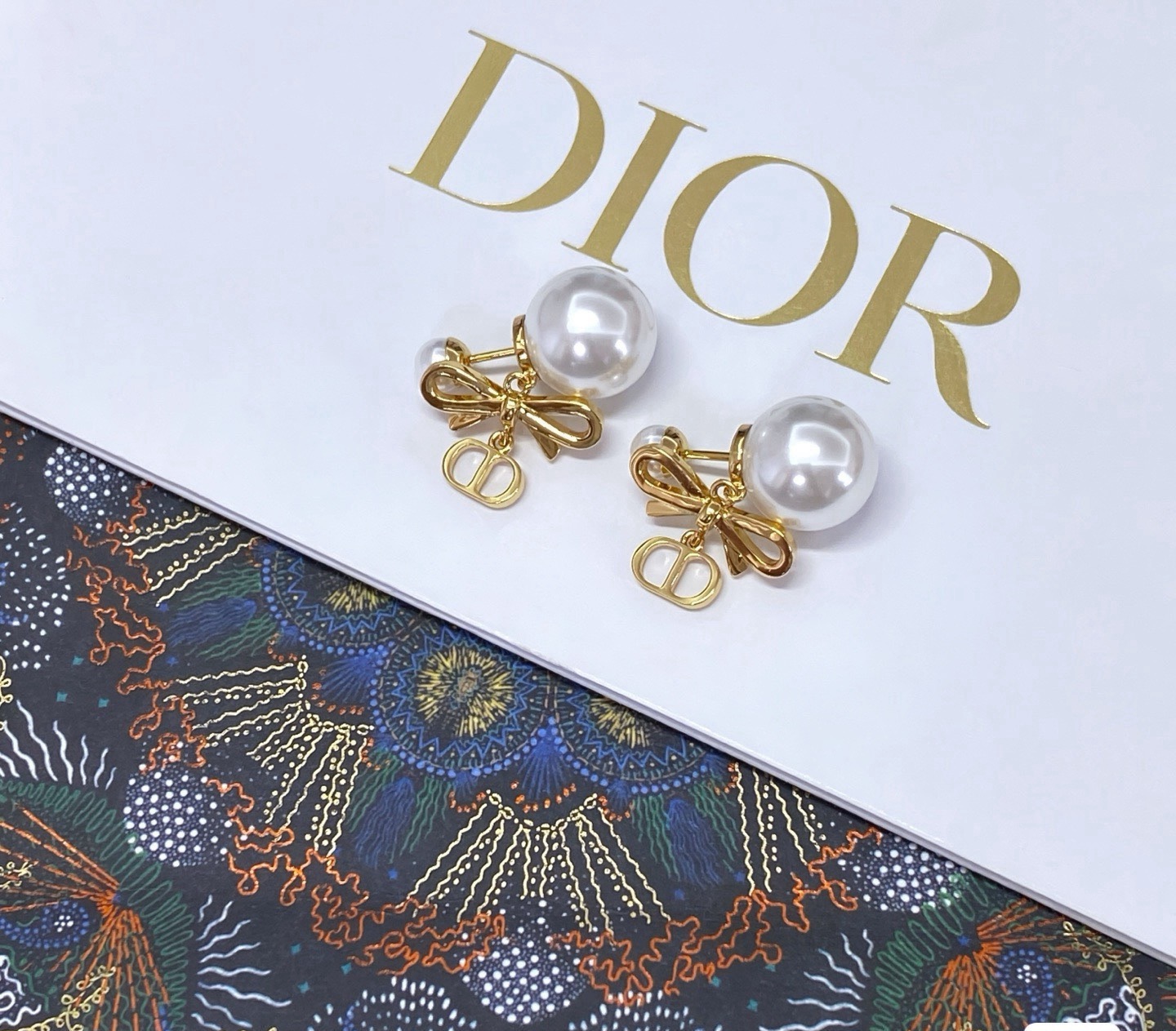 dior tribales bow pearl crystal earrings