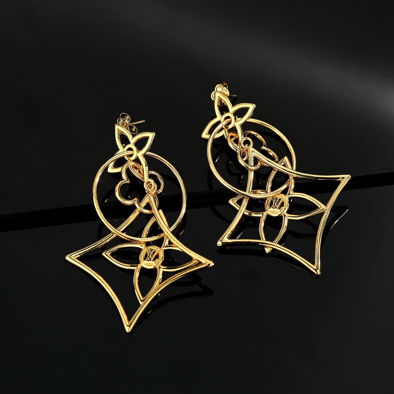 louis vuitton gold monogram flower earrings