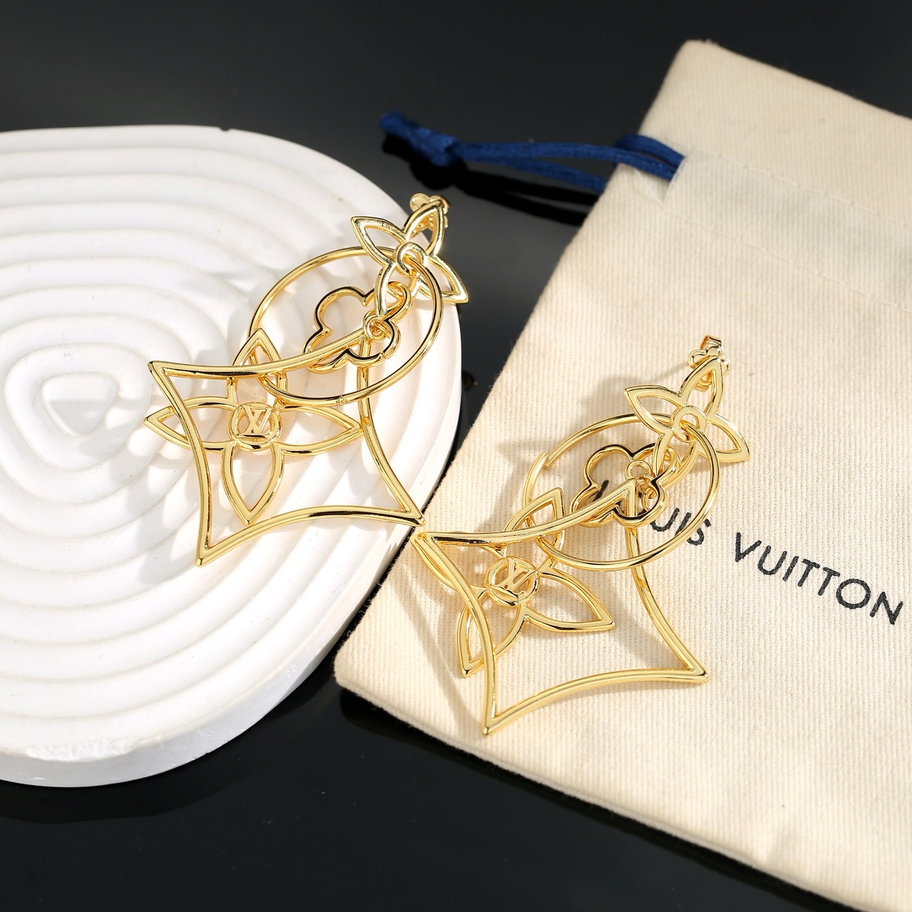 louis vuitton gold monogram flower earrings