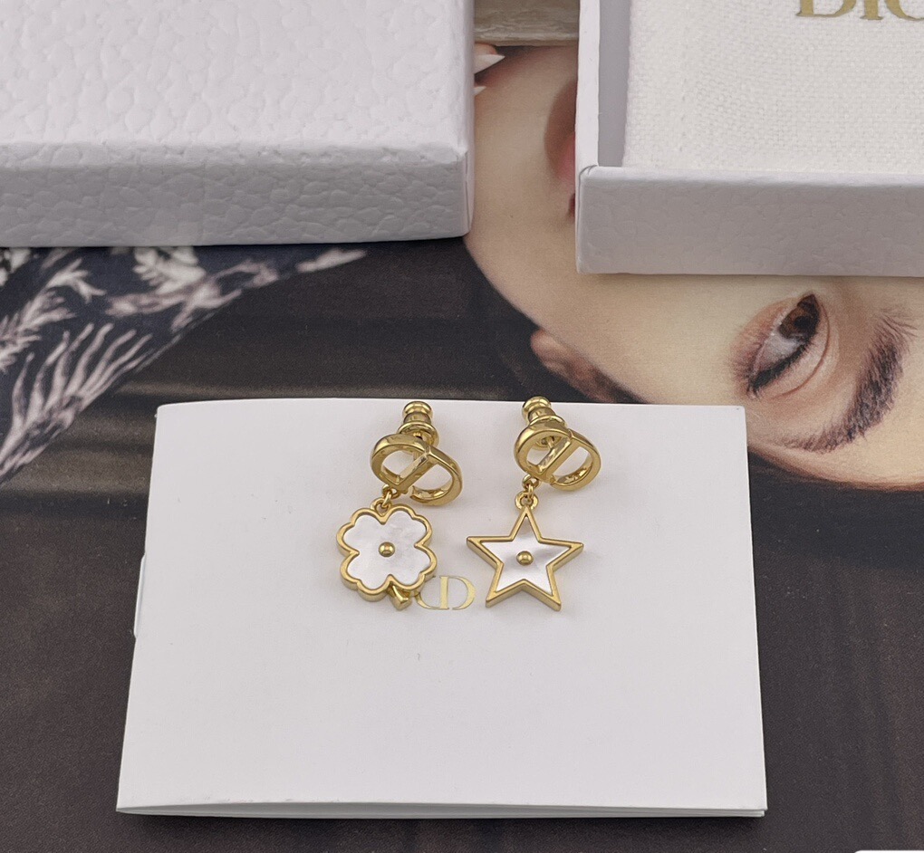 dior destiny gold star clover earrings