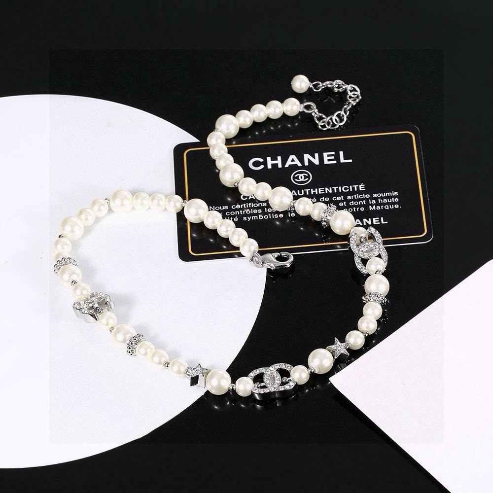 Chanel CC Logo Crystal Star Pearl Choker necklace Silver-tone metal white faux pearl clear crystal Adjustable 36-42cm