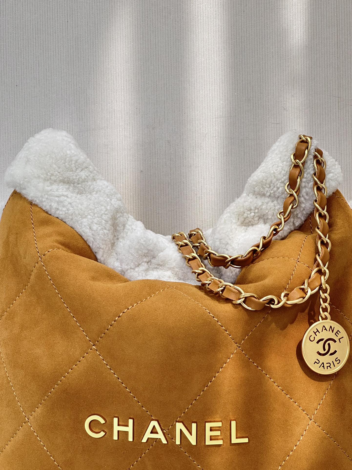 Chanel Small size: 37/35/7cm AS3260 series