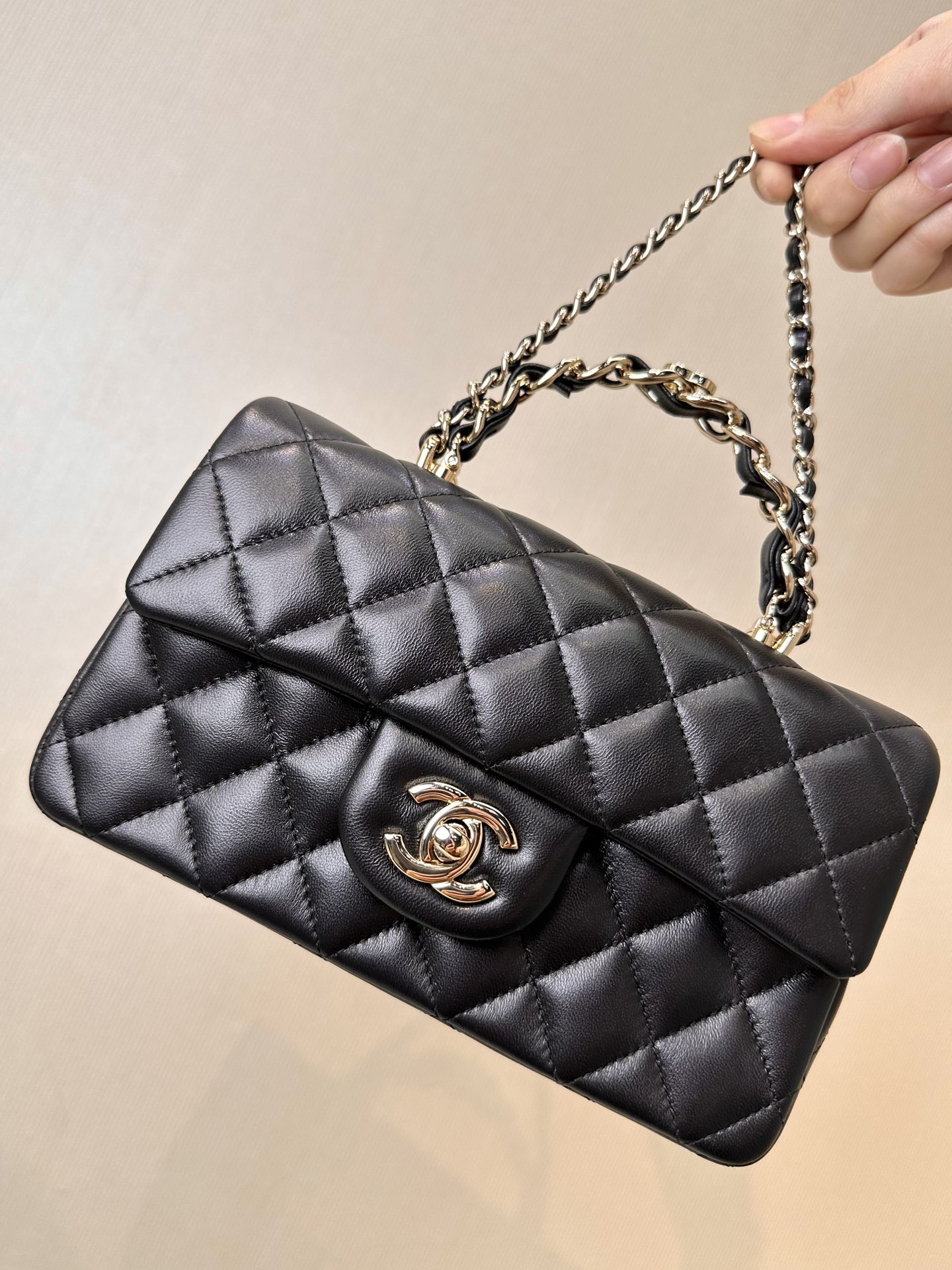 Chanel Fragrant Grandma 23K premium gray with champagne gold CF large mini handle Xiaoxiang I won it yesterday! as2431 is crazy and exciting~ The