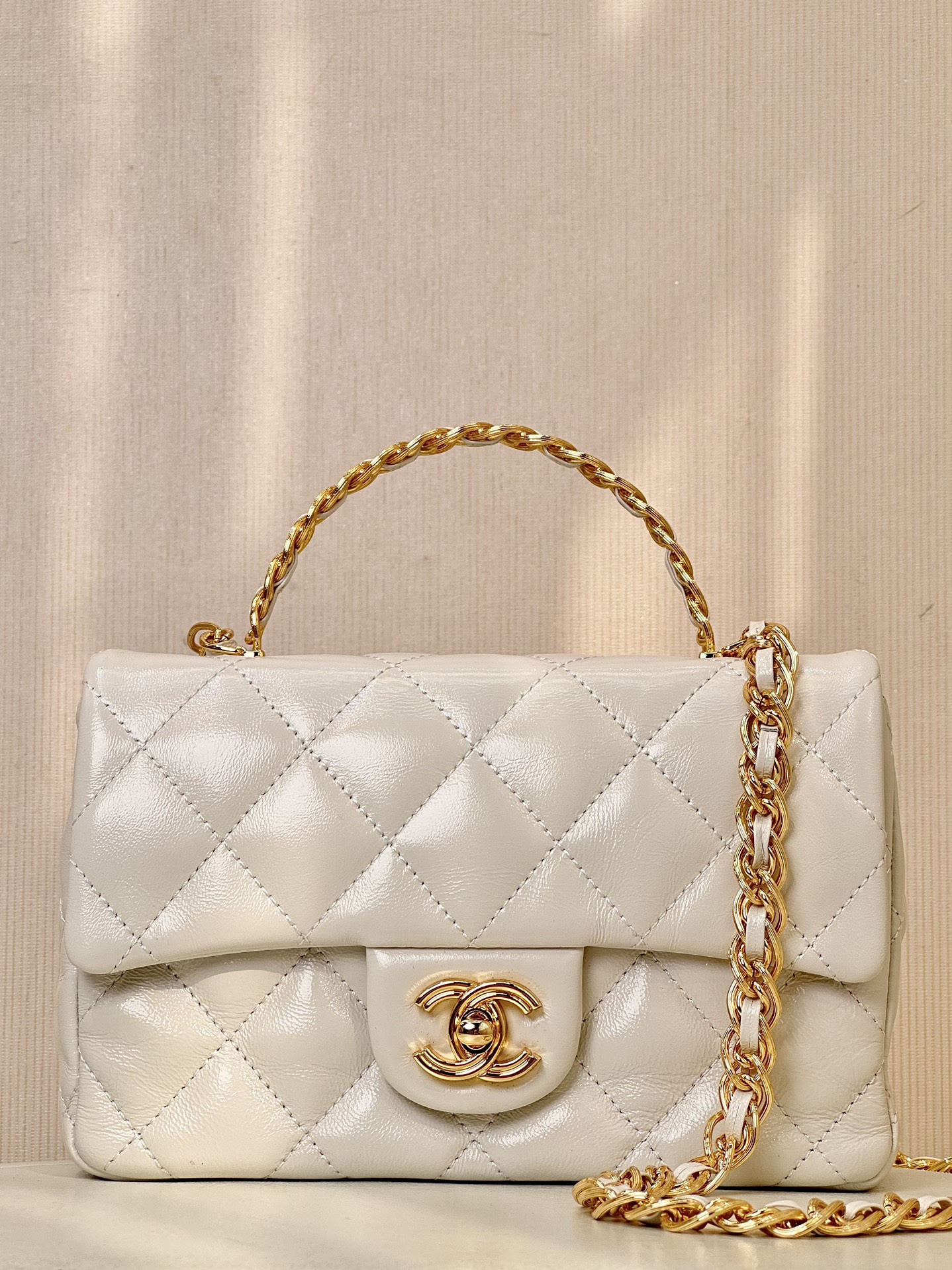 CHANEL 23S сумка з ручкай, ромбападобны ланцужок, лагатып двойчы C, залатая ручка, паненка, гладкая скура, плячо/праз плячо, міні-сумка — найвышэйшая якасць
