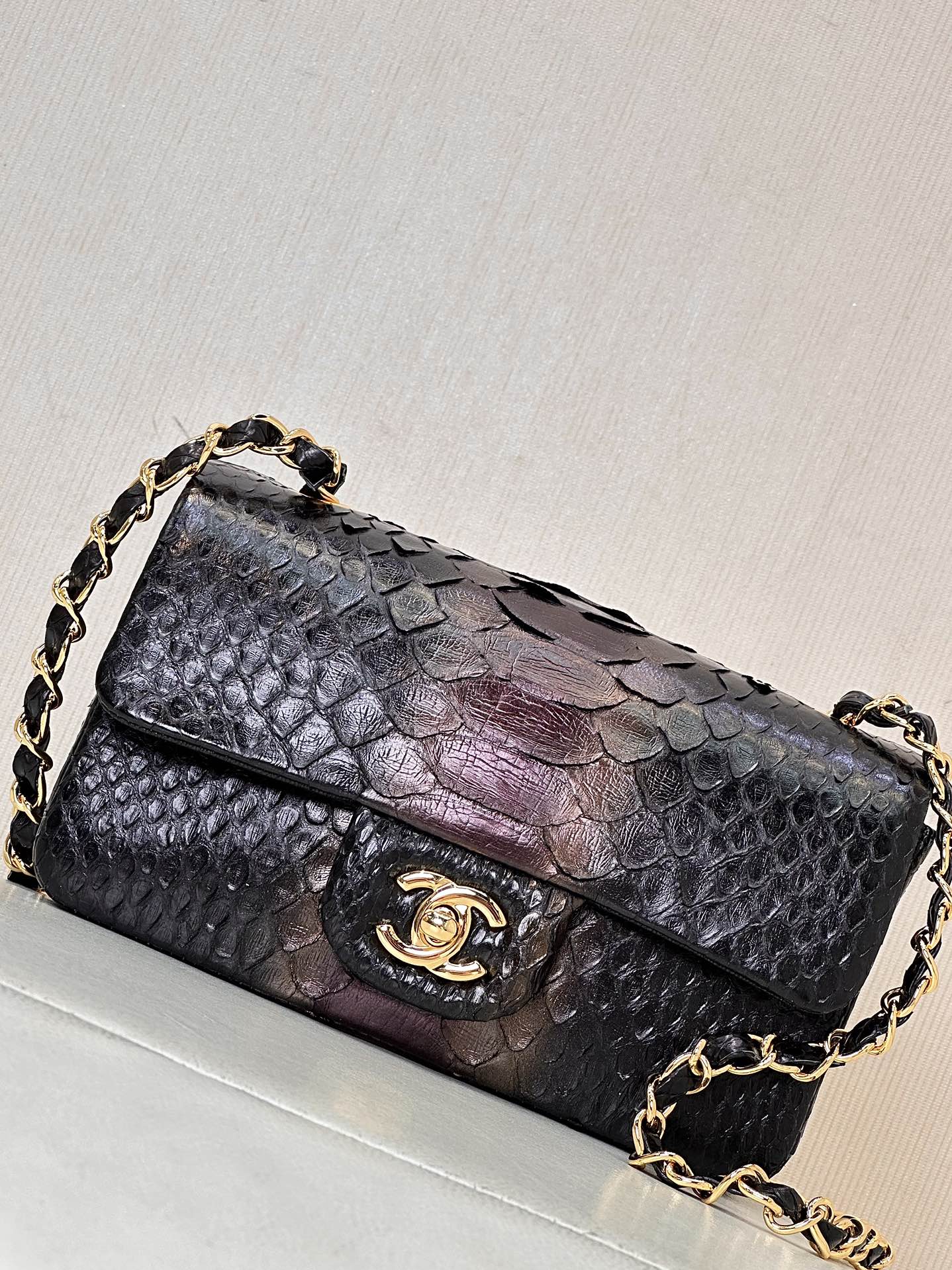 CHANEL 稀有蟒蛇皮 CFmini 链条包 南非蟒蛇皮 复古双C扣 保值收藏品