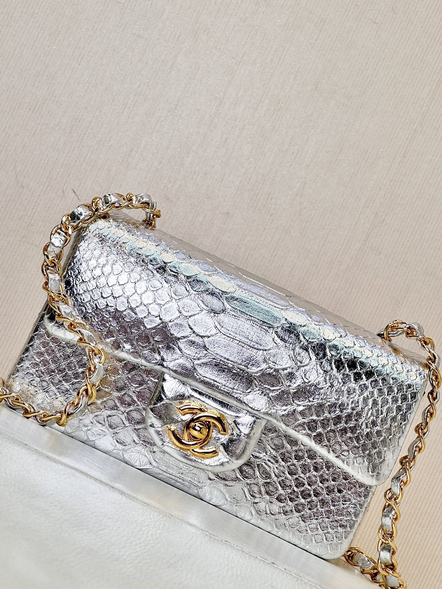 CHANEL 稀有蟒蛇皮 CFmini 链条包 南非蟒蛇皮 复古双C扣 保值收藏品