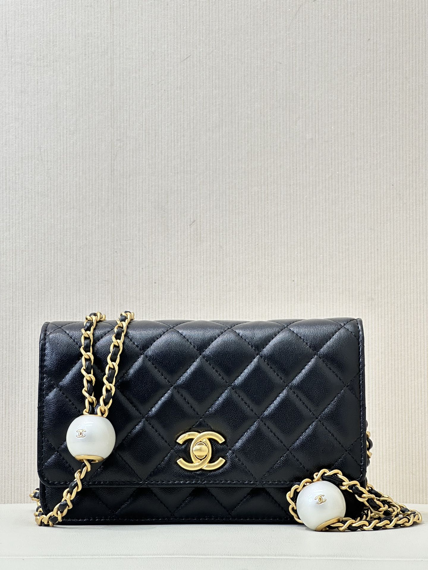 CHANEL Tangyuan-collectie WOC grote parelketting ruitpatroon leer-doorregen ketting verstelbaar compact veelzijdig - topkwaliteit