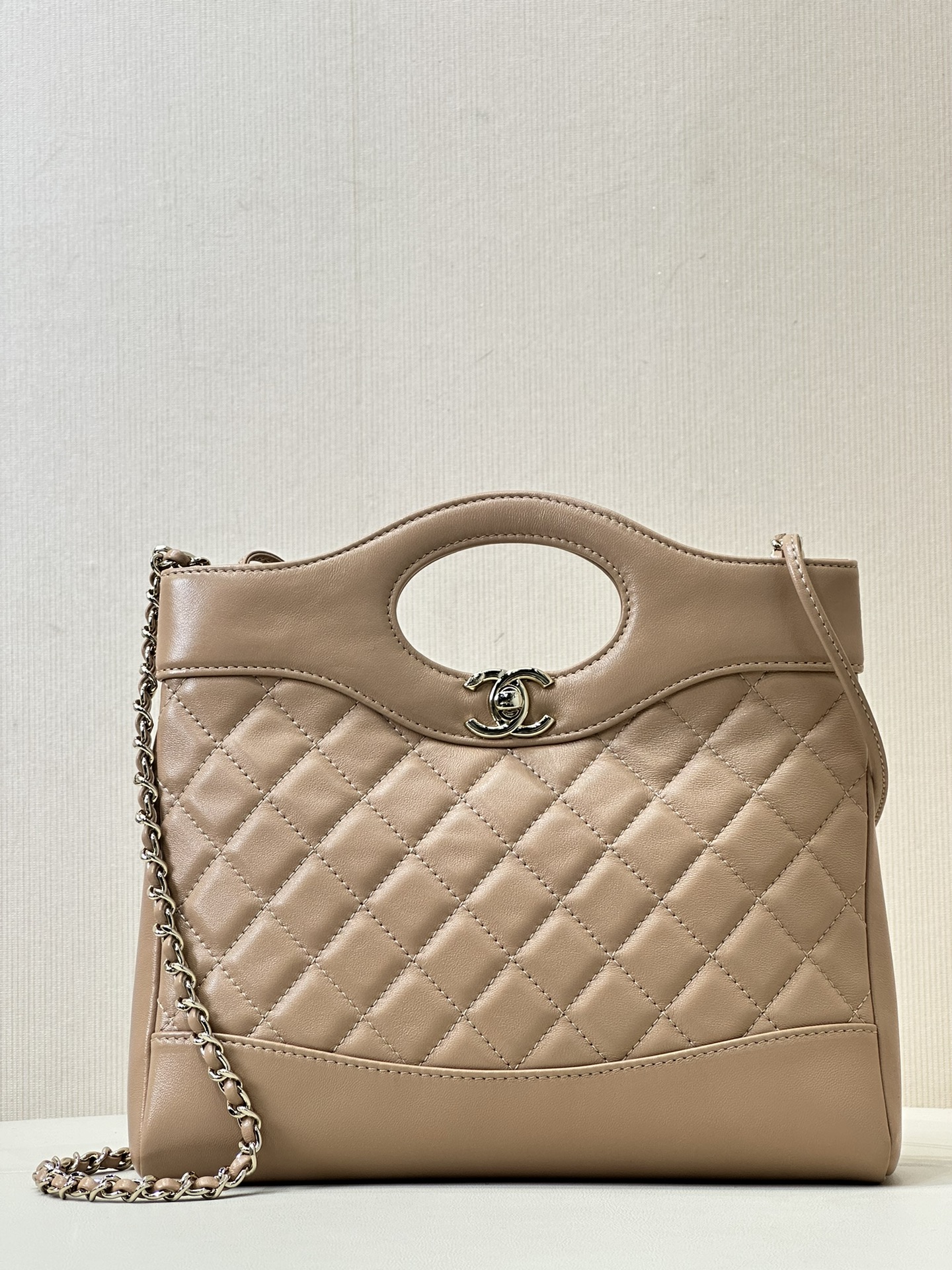 CHANEL シャネル 31Bag ハンドバッグ 折りたたみ ルーズ感 ヴィンテージ 和風 キルティング レザーチェーン ショルダー ハンドキャリー 万能 限定-最高品質