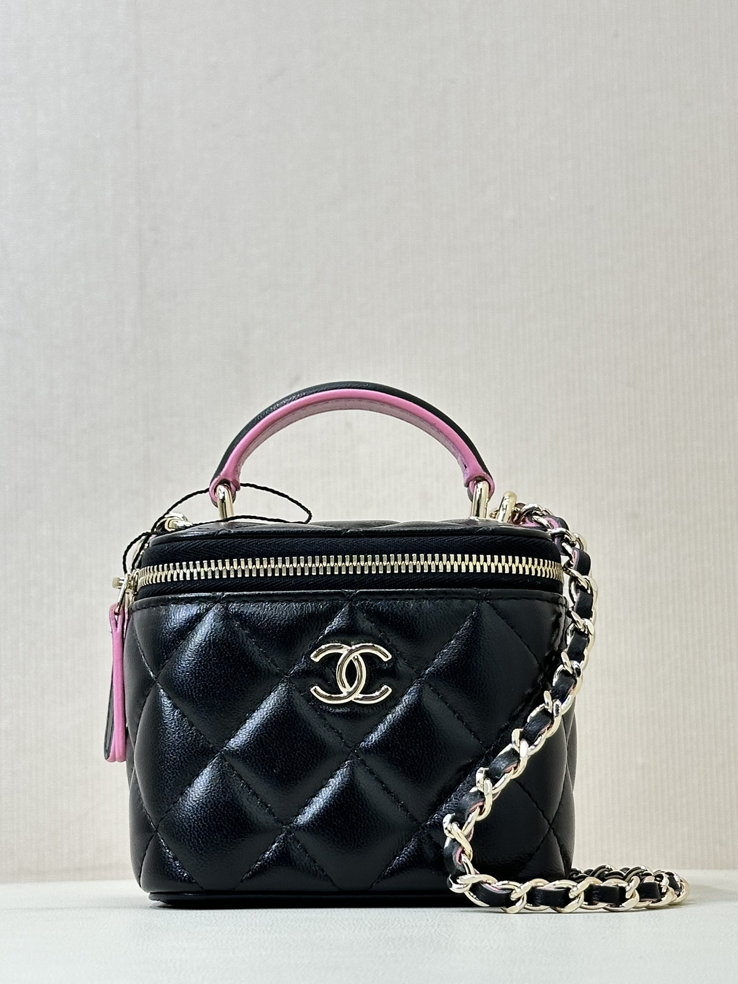 CHANEL nieuwe handgreep box tas, stevige vorm, lippenstiftvak - topkwaliteit