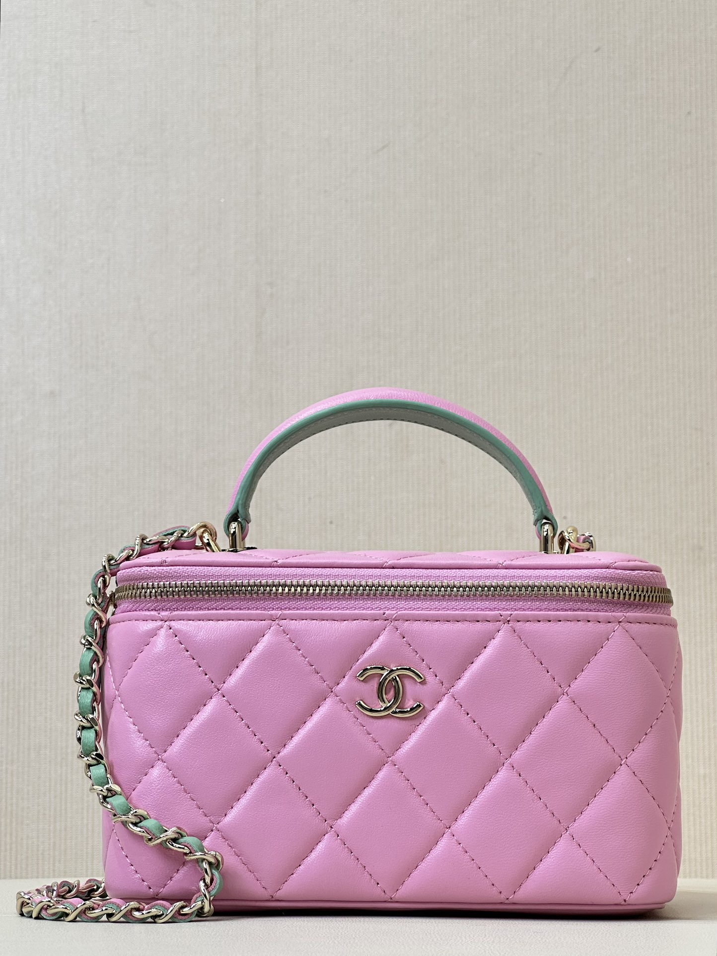CHANEL nieuwe handgreep box tas, stevige vorm, lippenstiftvak - topkwaliteit
