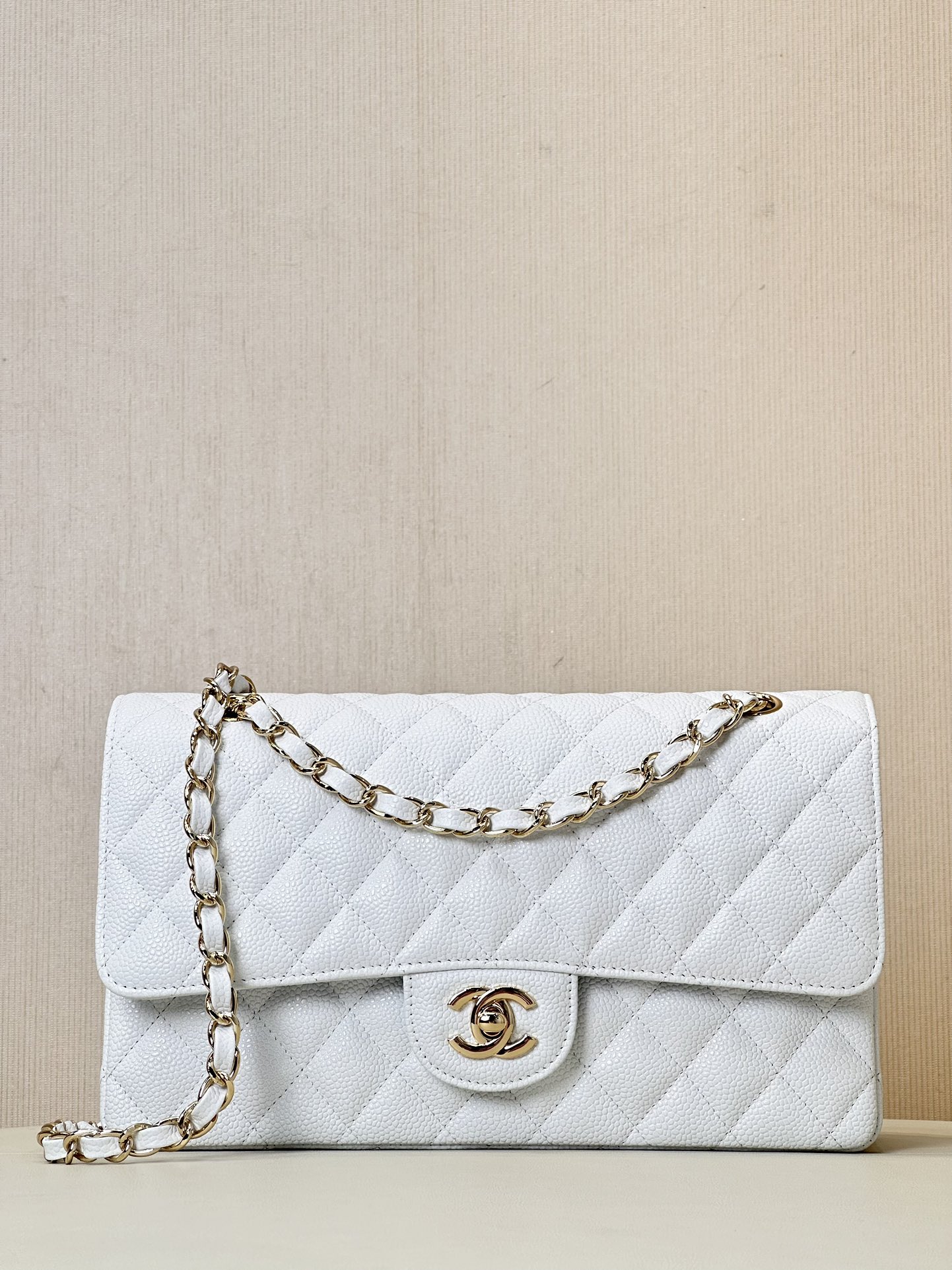 CHANEL CF Classic Flap クラシック 菱格 ゴールド金具/シルバー金具 チェーンショルダーストラップ レザーインターウィーブチェーン グレインカーフ素材 純鋼金具 斜め掛けバッグ 定番モデル