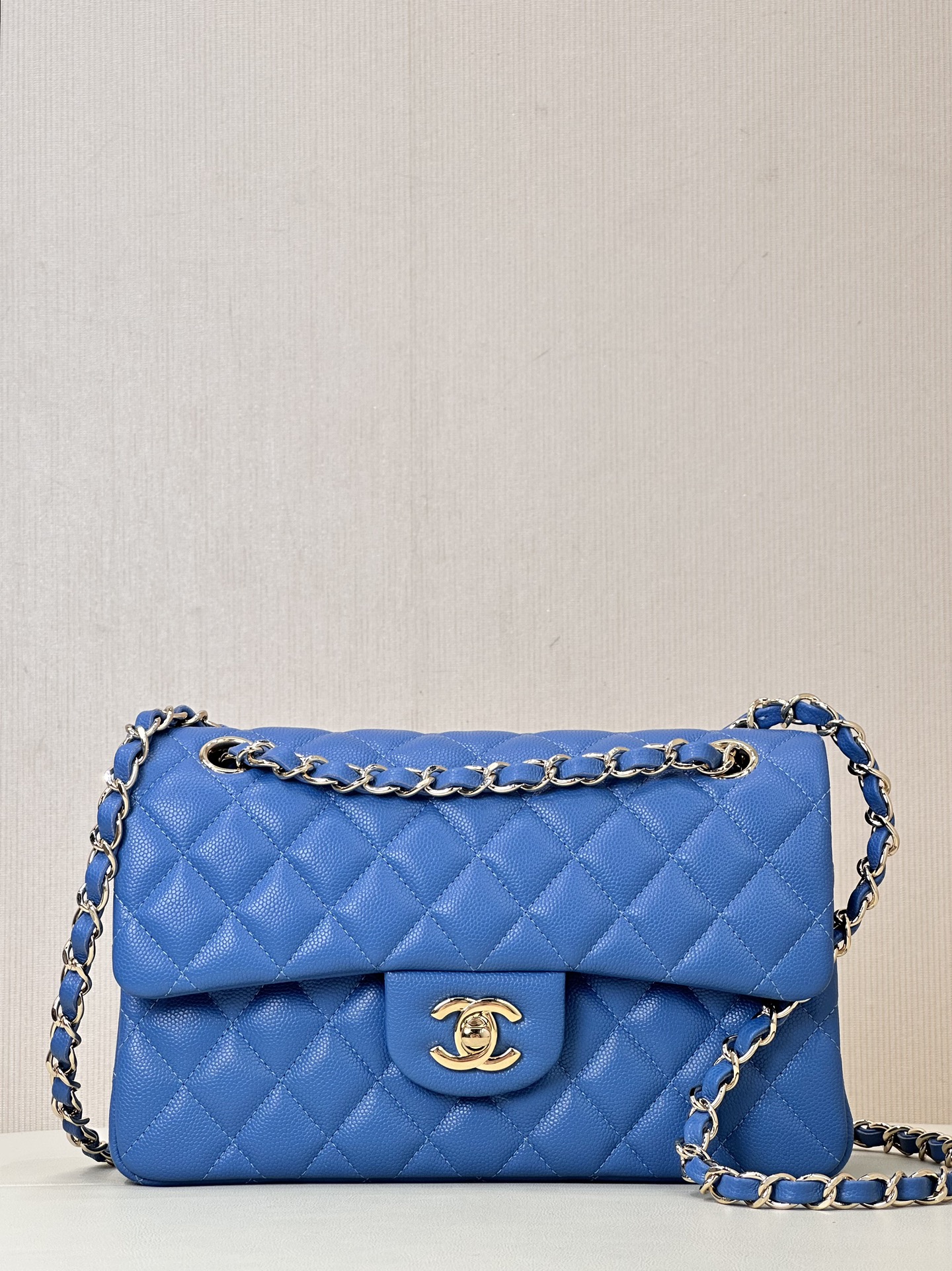 CHANEL CF Classic Flap 定番 菱格 ゴールド金具/シルバー金具 チェーンショルダーストラップ レザーインセットチェーン グレインカーフ素材 純スチール金具 斜め掛けバッグ 定番モデル