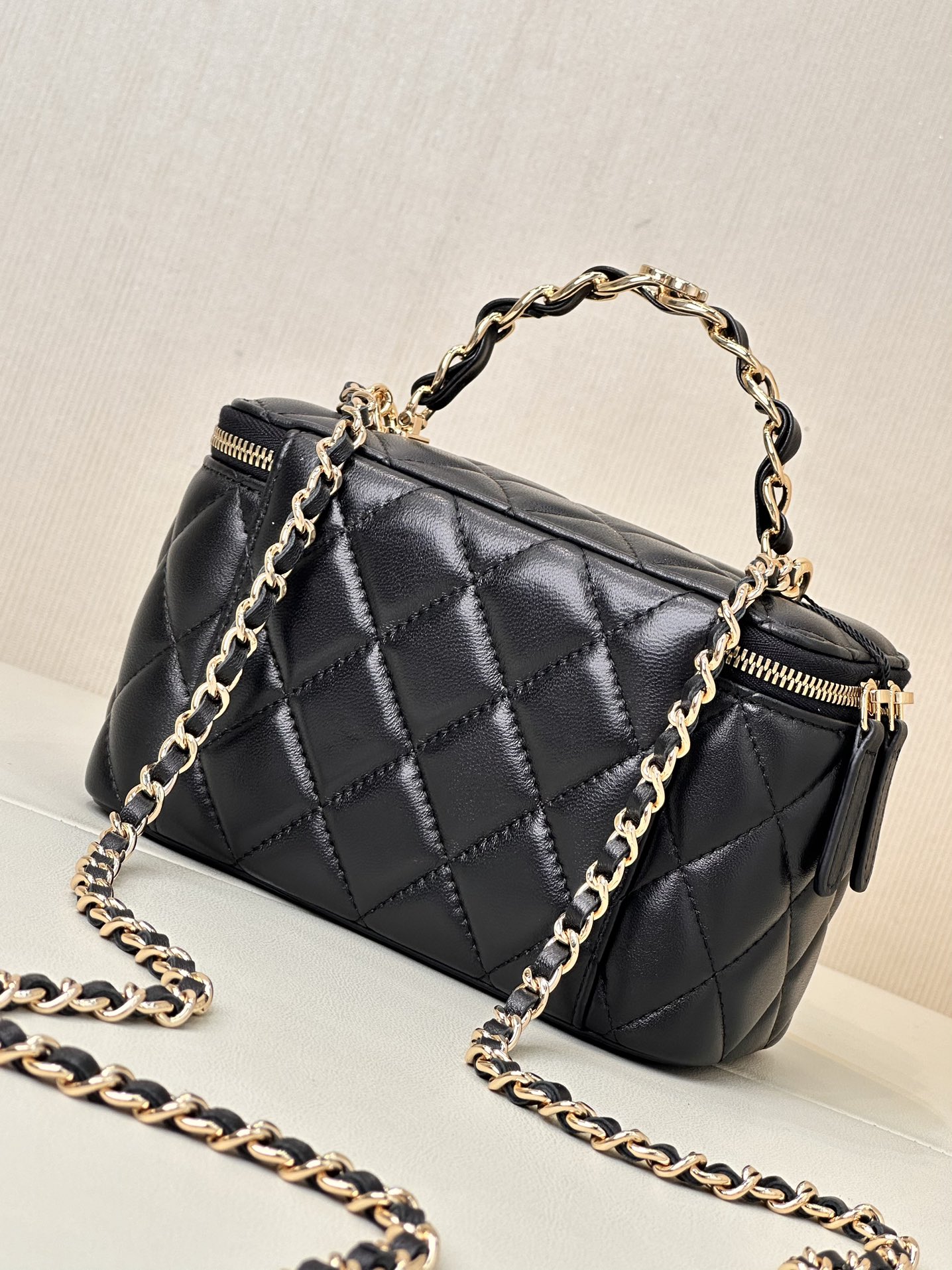 Miniatura 7