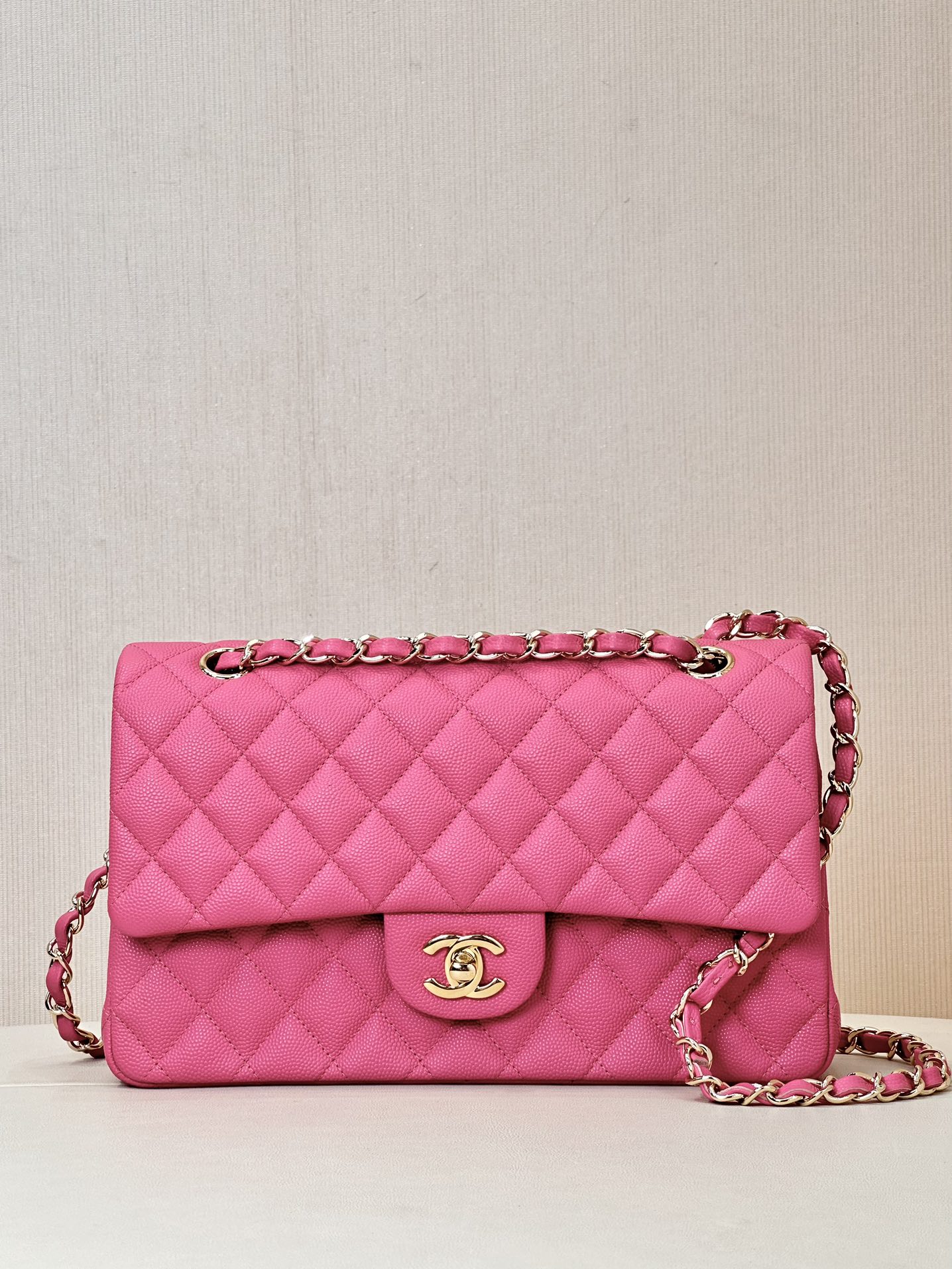 CHANEL CF Classic Flap 定番 マトラッセ ゴールド金具/シルバー金具 チェーンショルダーストラップ レザーインターウィーブチェーン キャビアスキン素材 純スチール金具 斜め掛けバッグ 定番モデル
