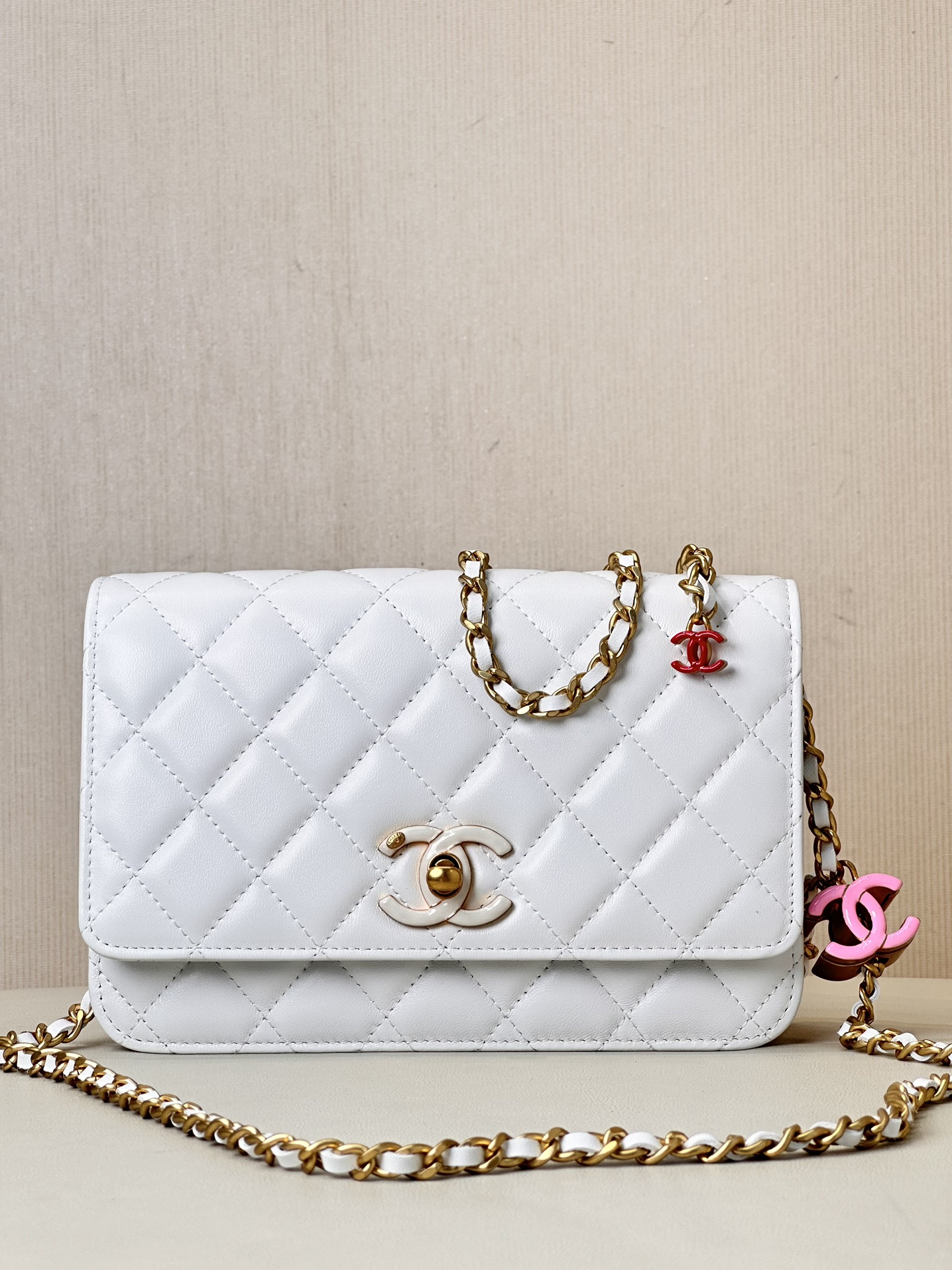 CHANEL double C emaille gesp WOC ruitpatroon leer-doorweven ketting verstelbare ketting compact en licht veelzijdig - topkwaliteit