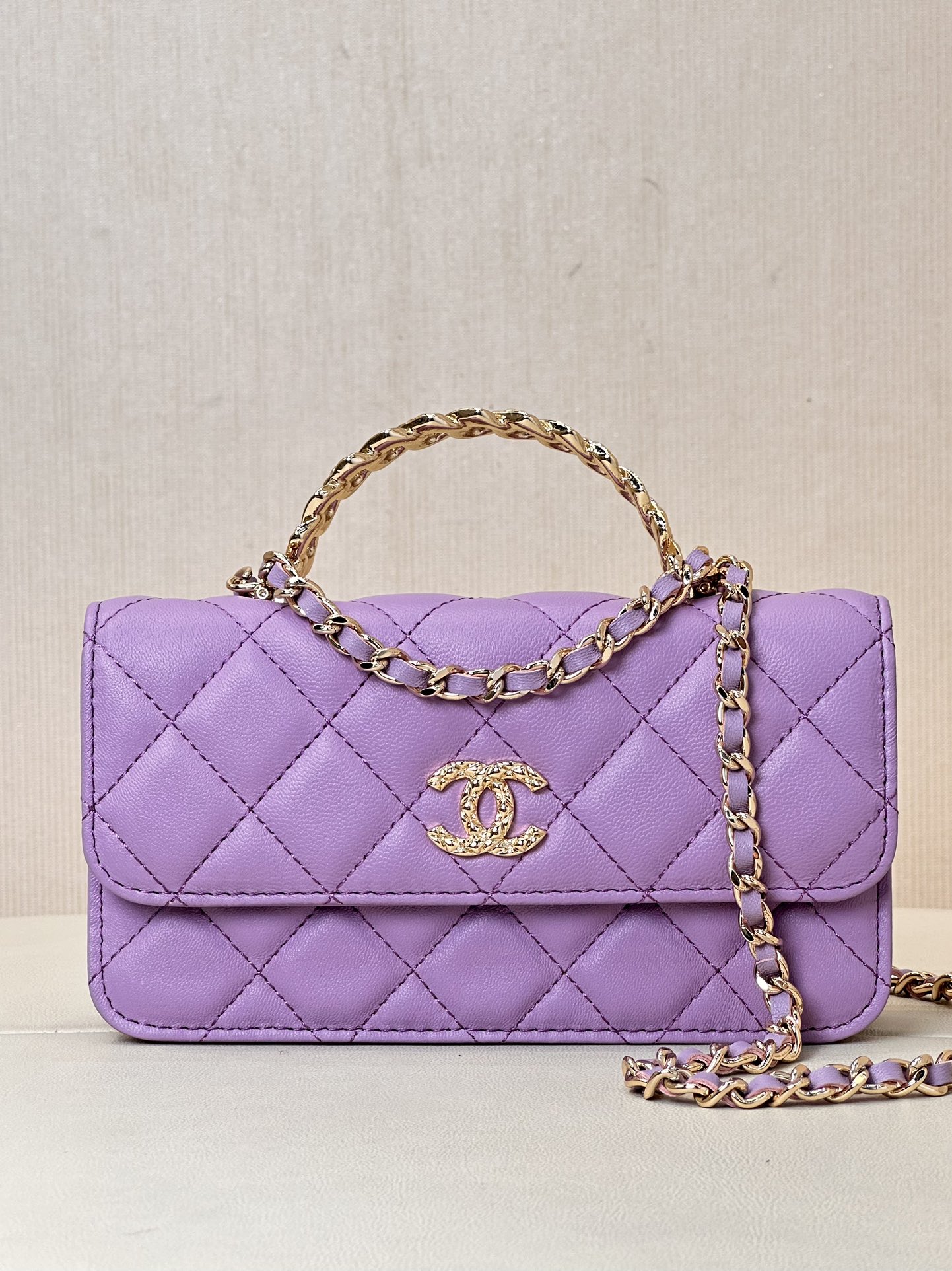 CHANEL シャネル 麦穂ダイヤモンドハンドル WOC レターラインストーン チェーンバッグ ハンドバッグ 斜めがけ コンパクトで上品 万能で淑女的な 芸術的な逸品 大容量 最高品質