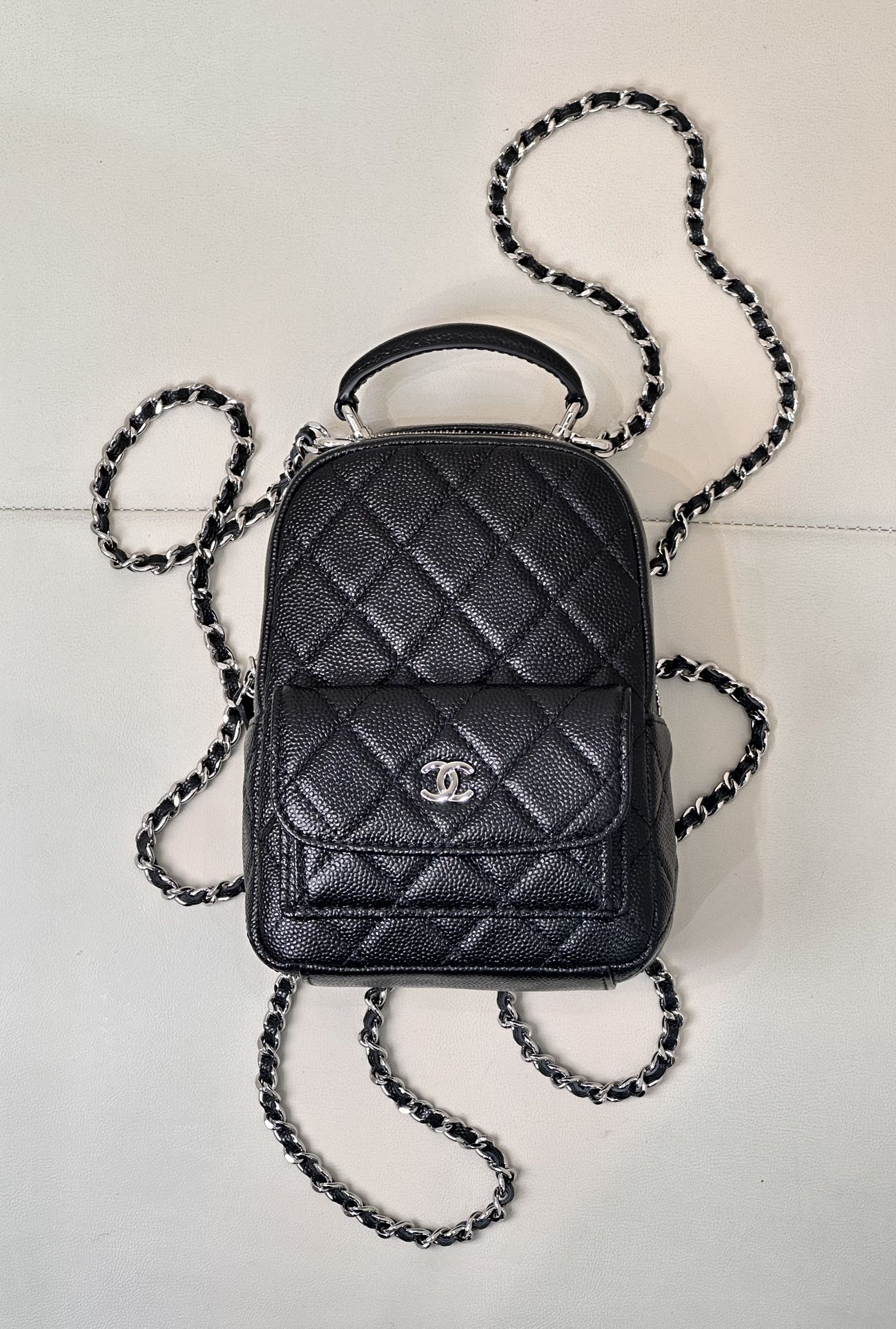 CHANEL 24C mini schoolbag backpack litchi-grain cowhide vintage glossy hardware refined versatile - top quality