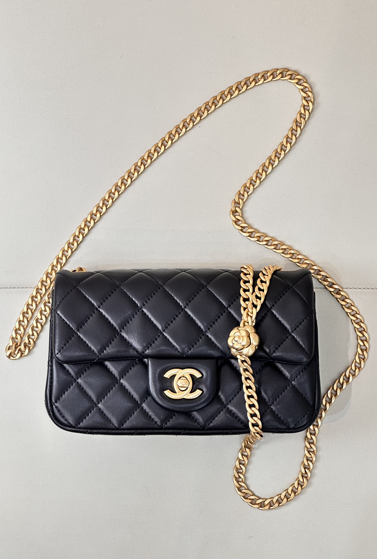 CHANEL Camellia CF Mini Square Flap Lambskin Matte Plain Chain Camellia Clasp Adjustable Chain Multiple Ways to Wear Versatile - Top Quality
